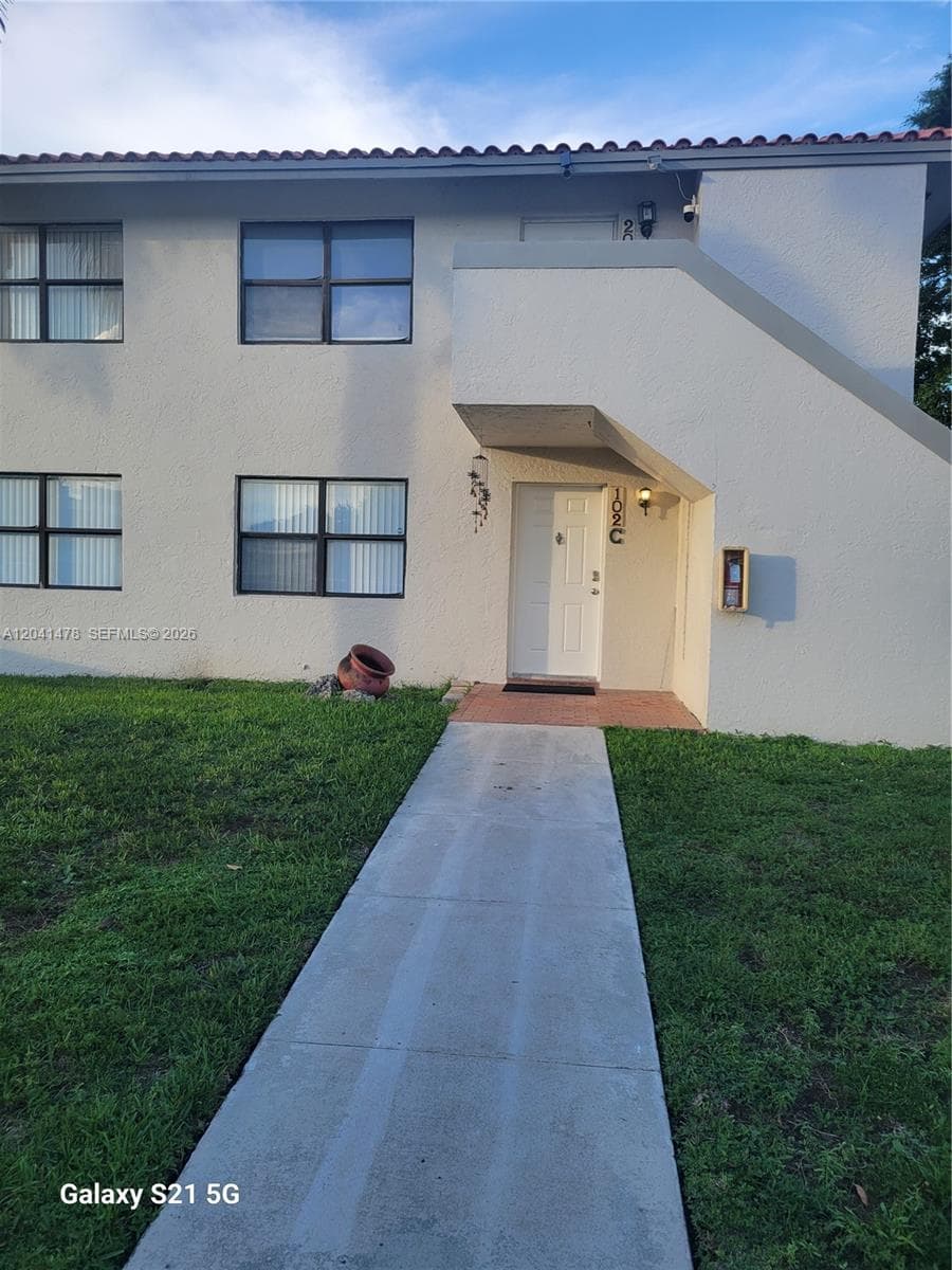 14831 SW 80th St # 102-4, Miami, FL 33193 photo 2