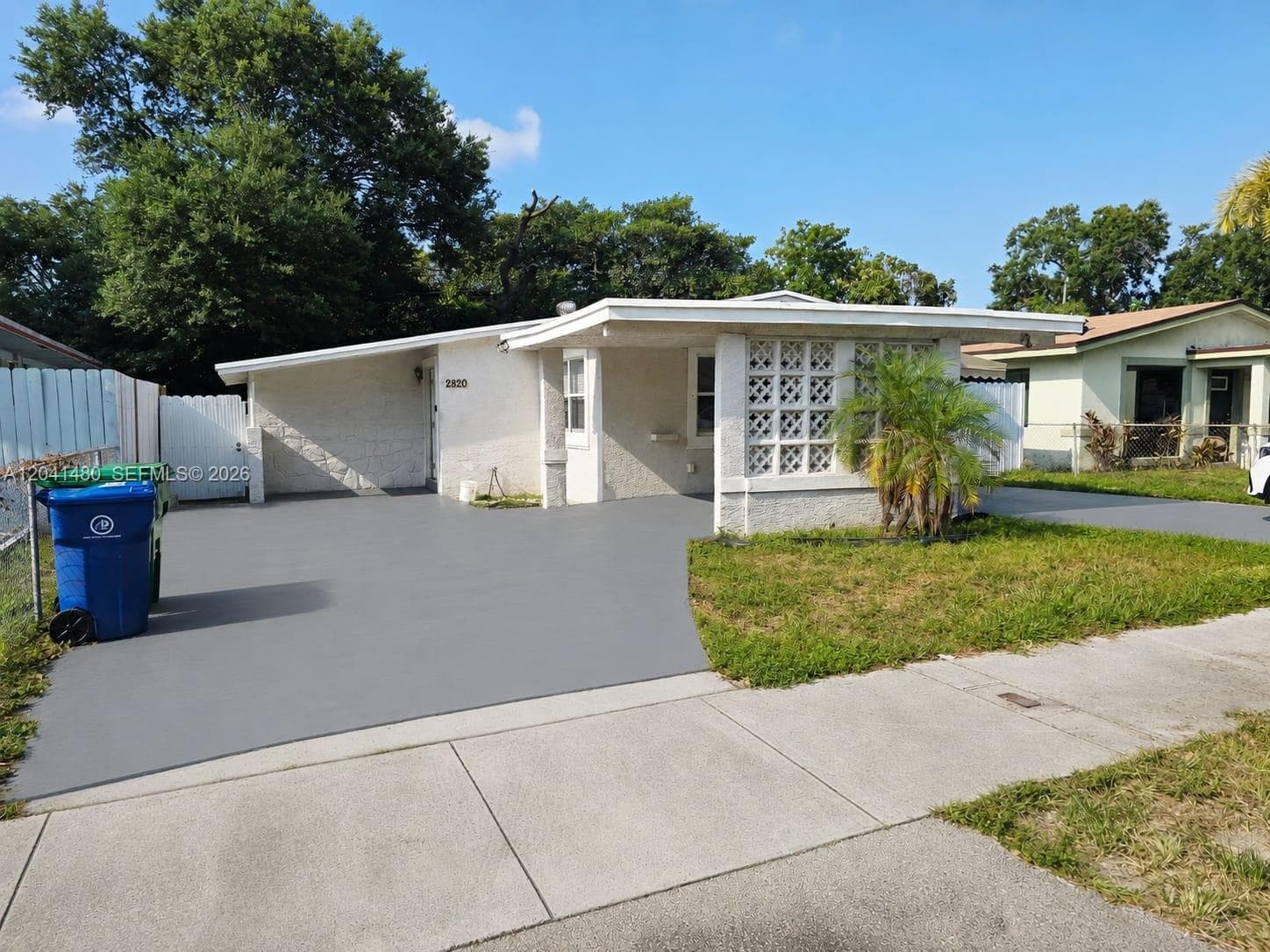 2820 NW 14th Ct, Fort Lauderdale, FL 33311 photo 2
