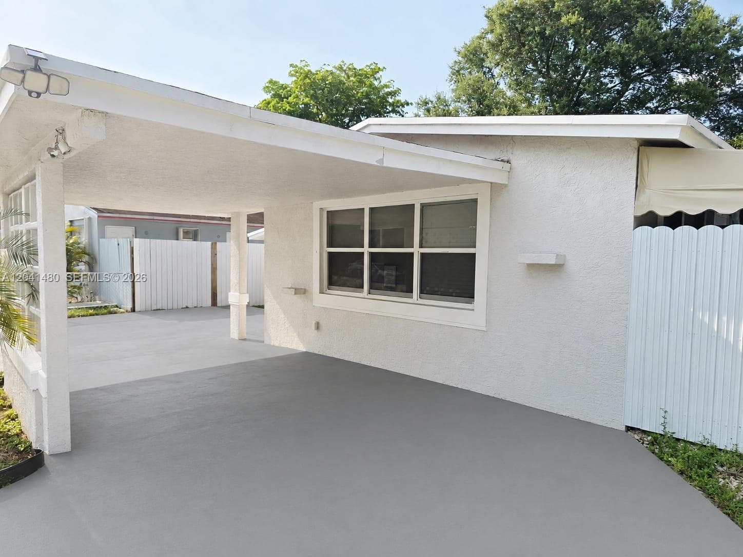 2820 NW 14th Ct, Fort Lauderdale, FL 33311 photo 3