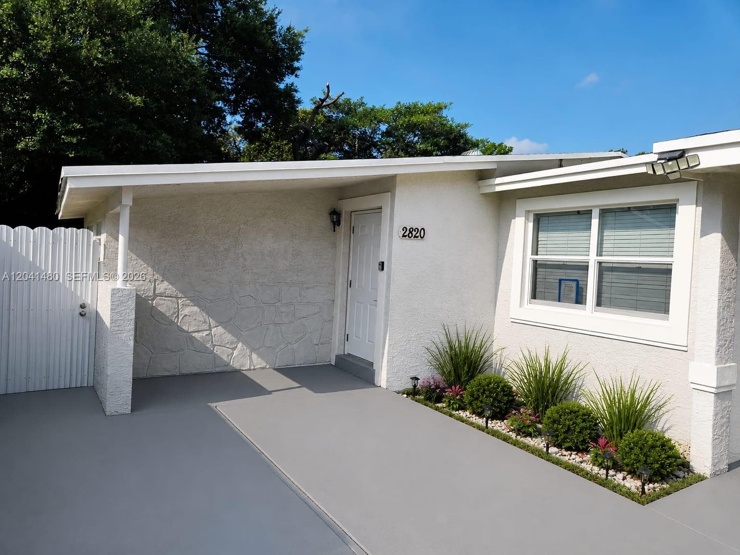 2820 NW 14th Ct, Fort Lauderdale, FL 33311 photo 4