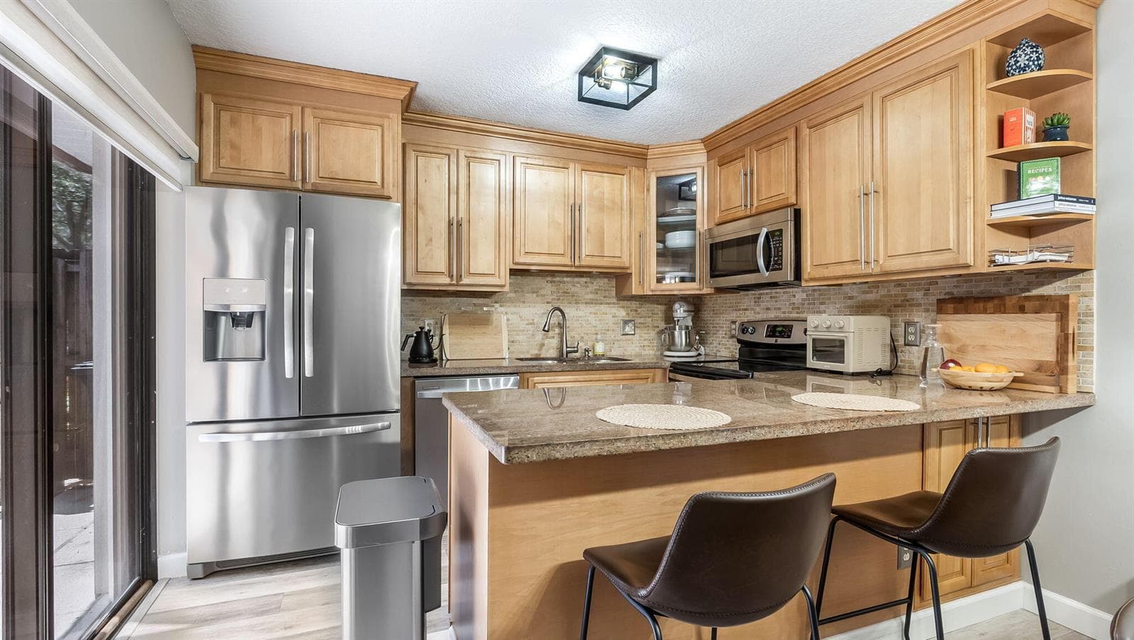 725 NW 99th Circle, Plantation, FL 33324 photo 3