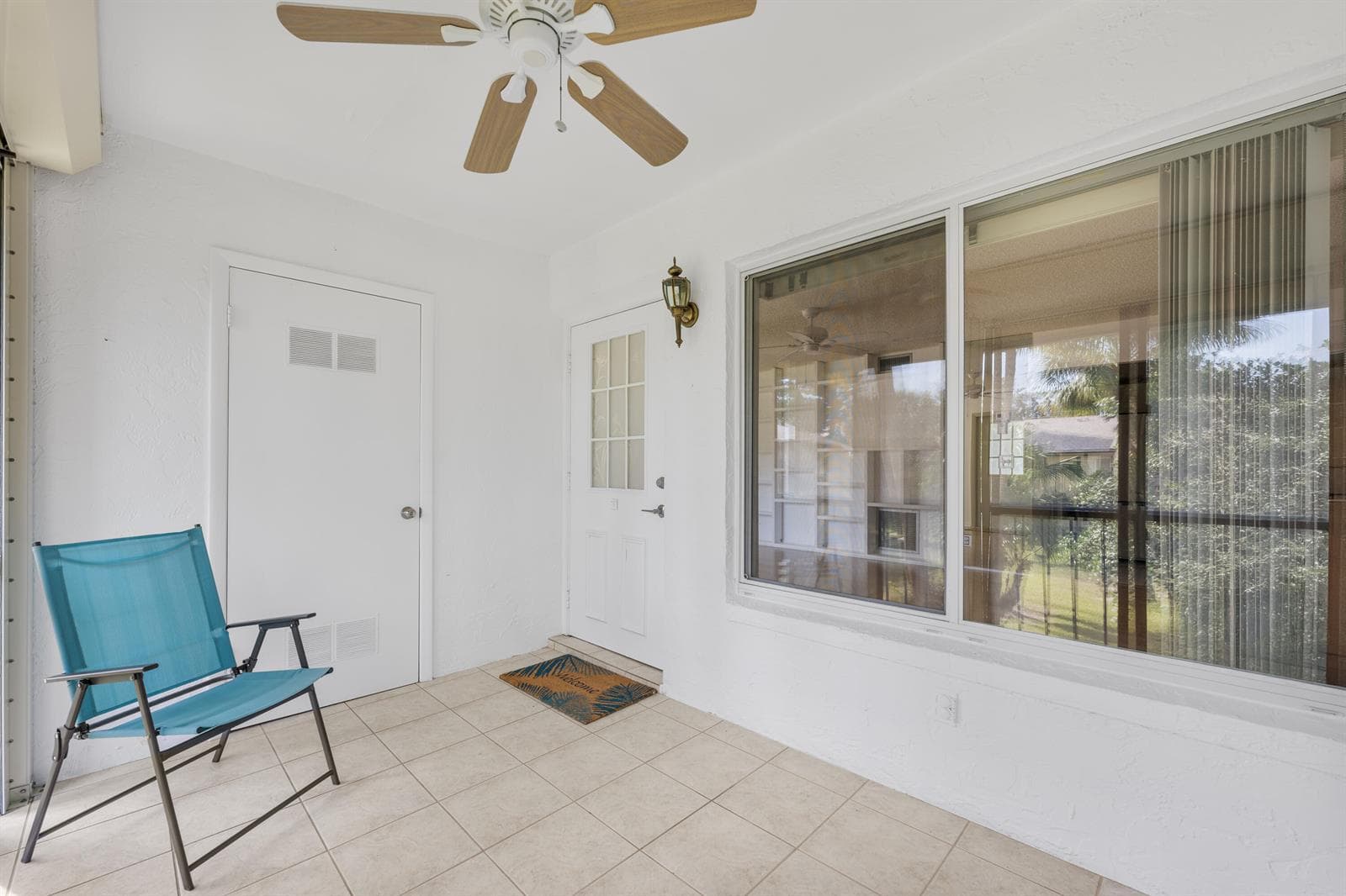 313 Pine Ridge Circle # C-2, FL 33463 photo 2