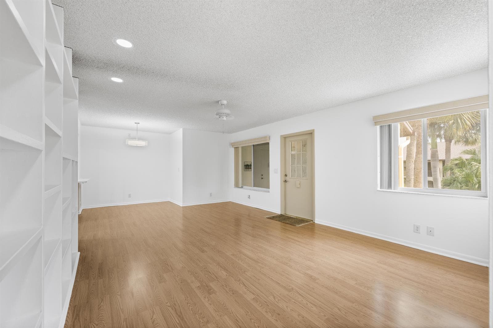 313 Pine Ridge Circle # C-2, FL 33463 photo 5