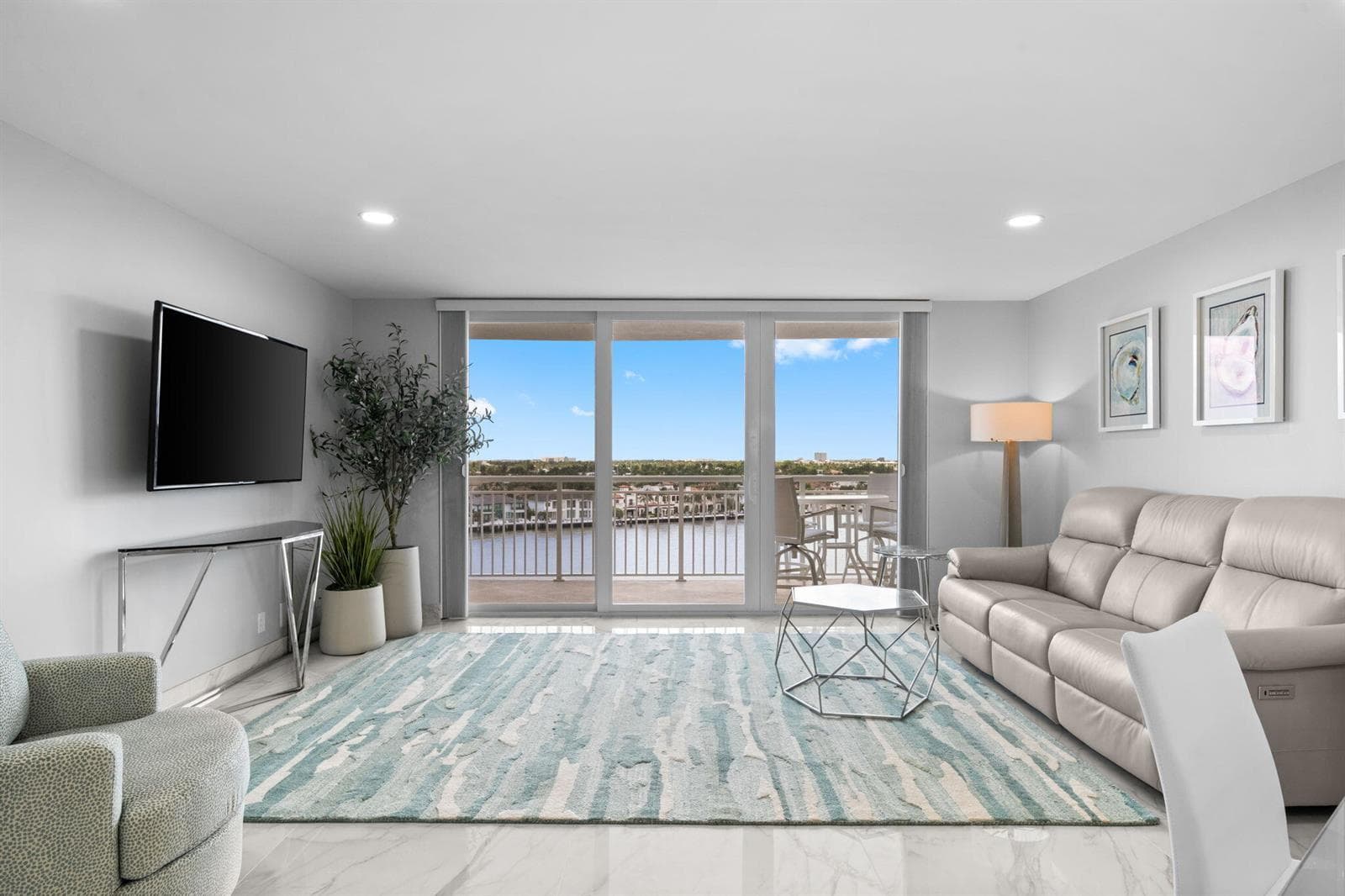 511 Bayshore Drive # 910, Fort Lauderdale, FL 33304 photo 4