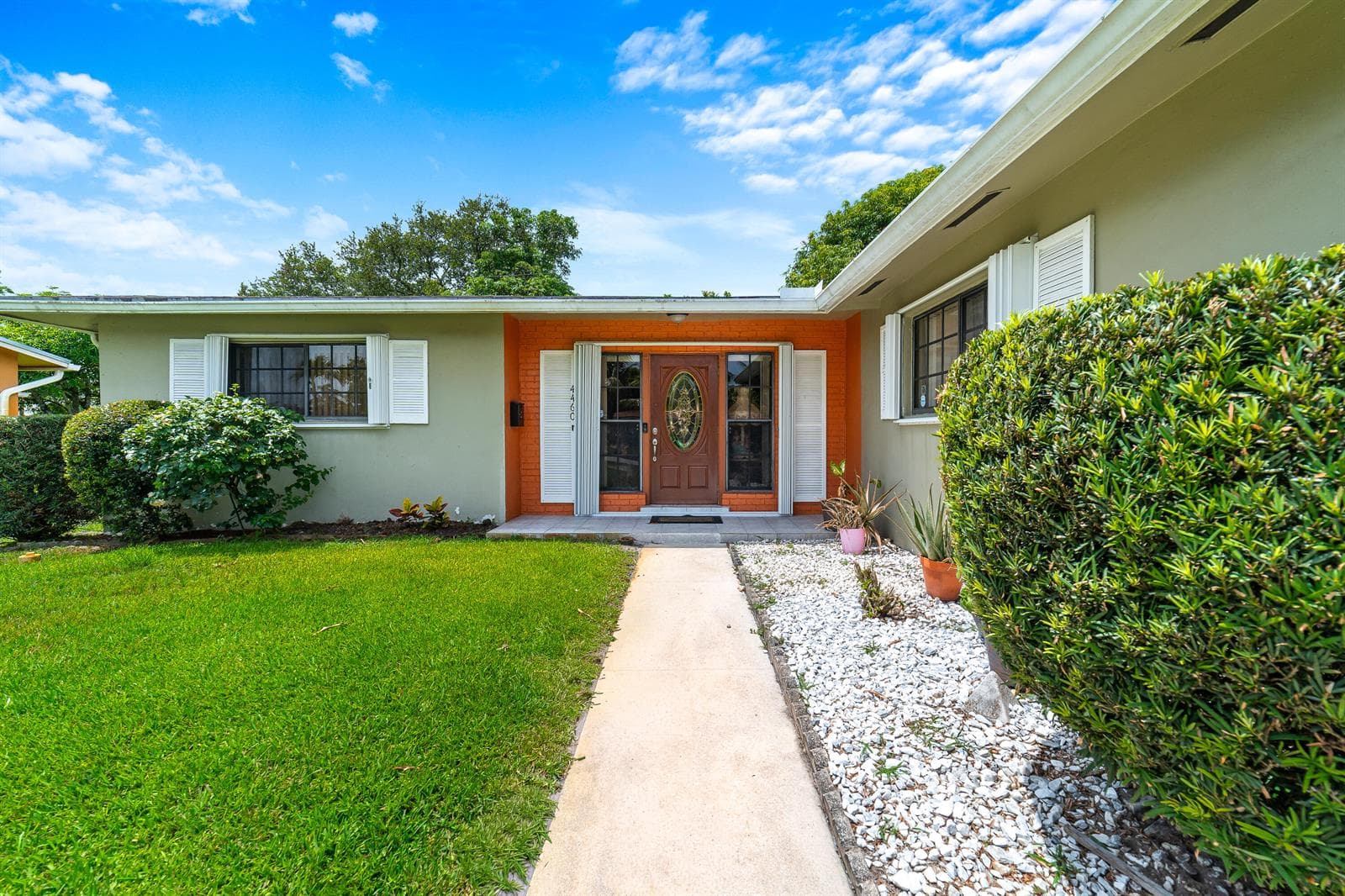 4460 NW 3rd Place, Plantation, FL 33317 photo 2