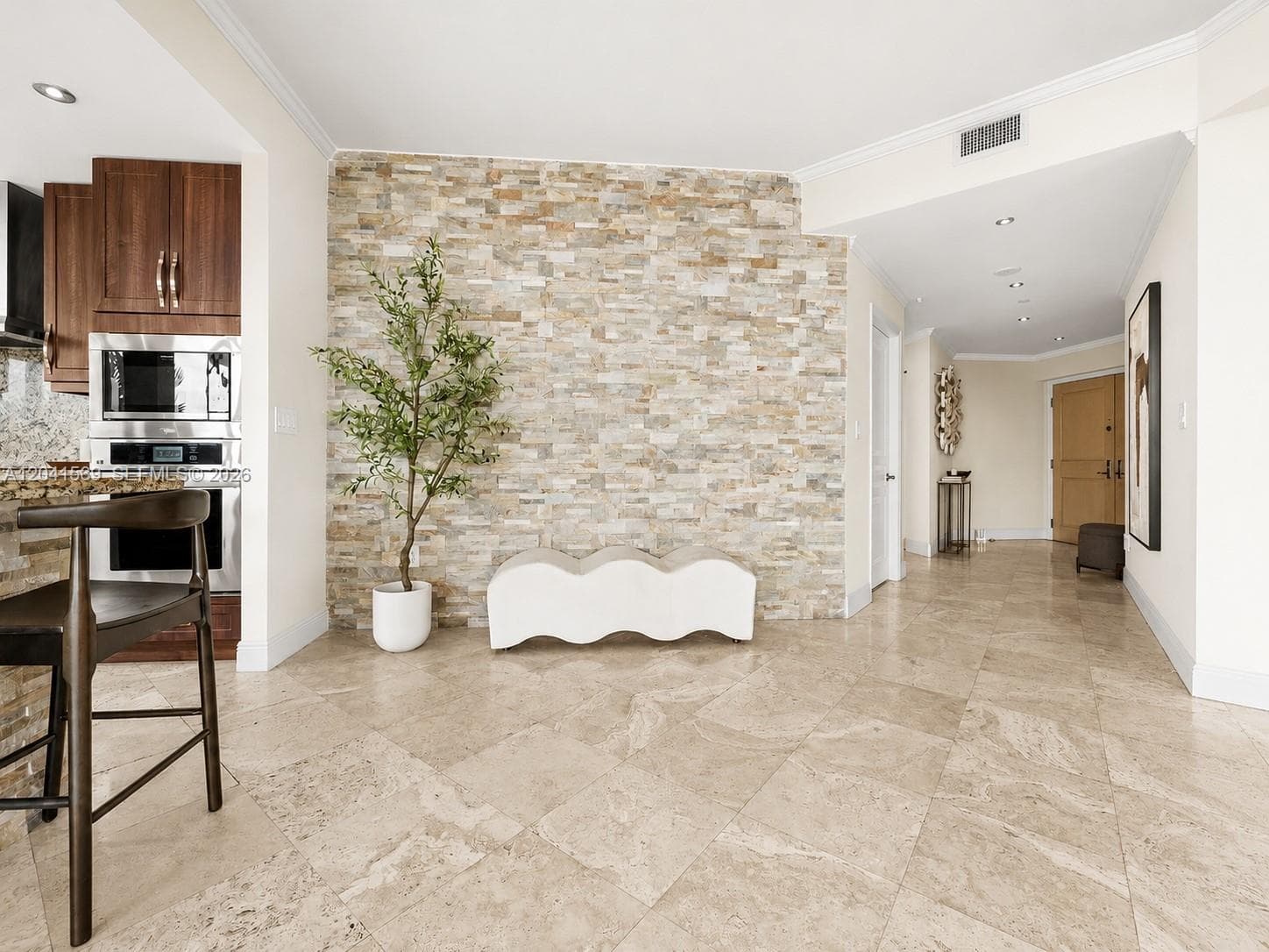2645 S Bayshore Dr # 304, Miami, FL 33133 photo 2