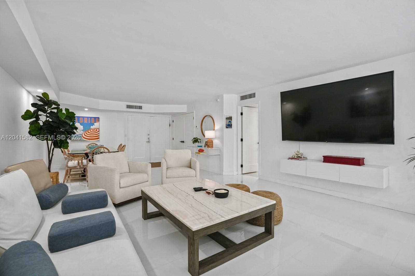 6423 Collins Ave # 203, Miami Beach, FL 33141 photo 2