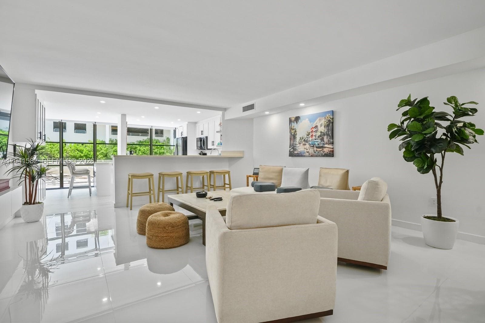 6423 Collins Ave # 203, Miami Beach, FL 33141 photo 3