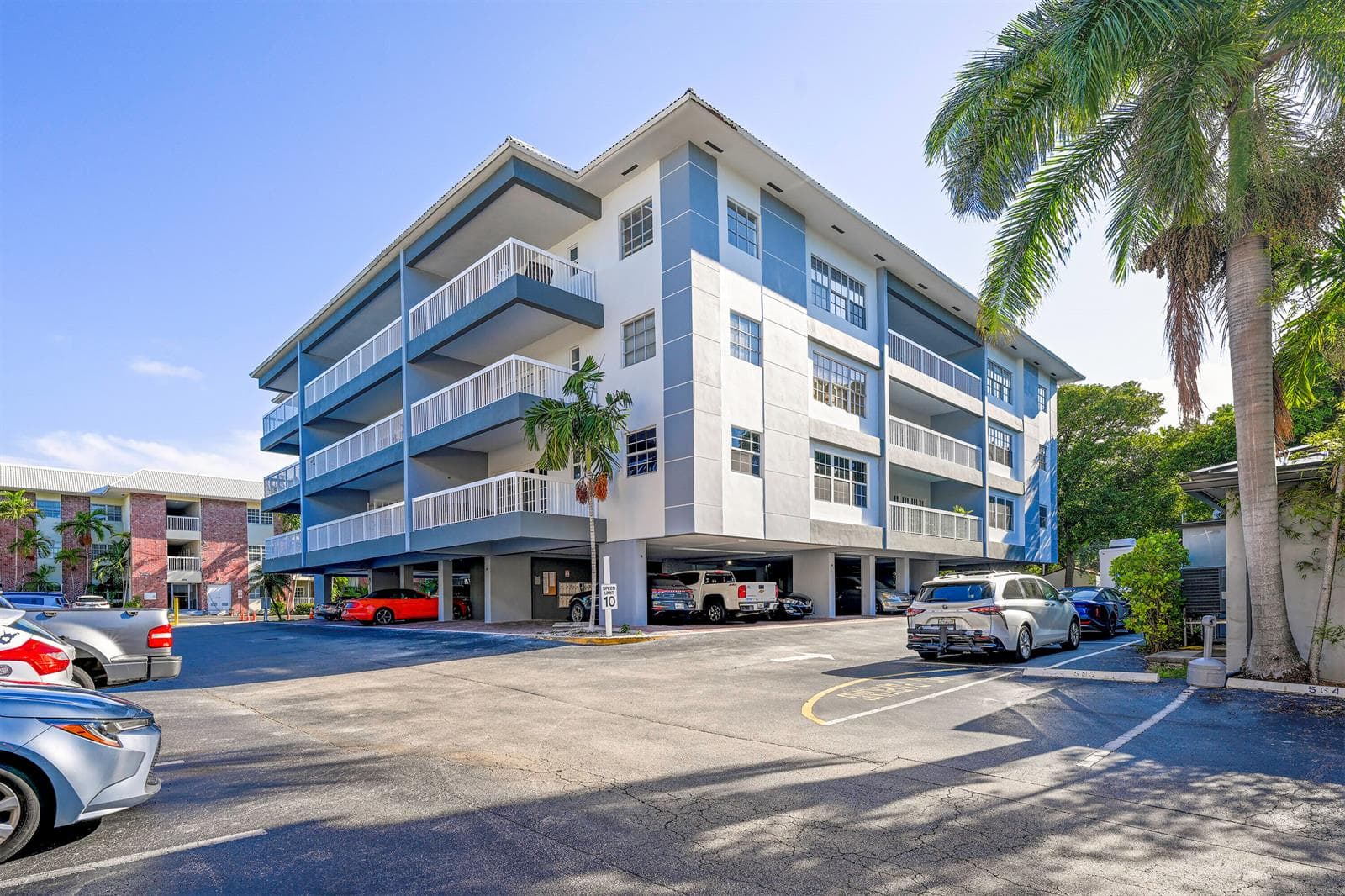 2420 SE 17th Street # 401c, Fort Lauderdale, FL 33316 photo 2