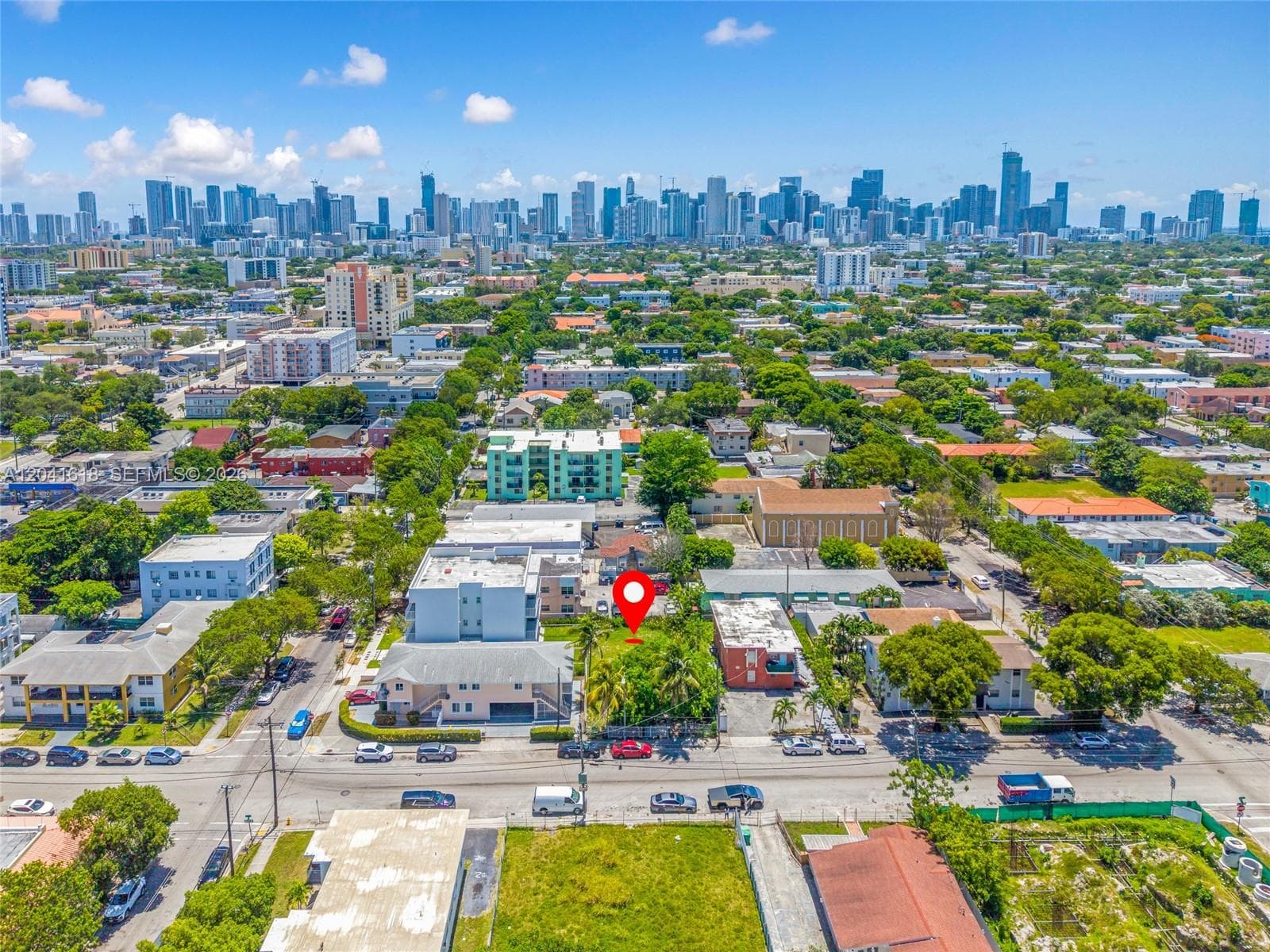 219 SW 16th Ave, Miami, FL 33135 photo 4