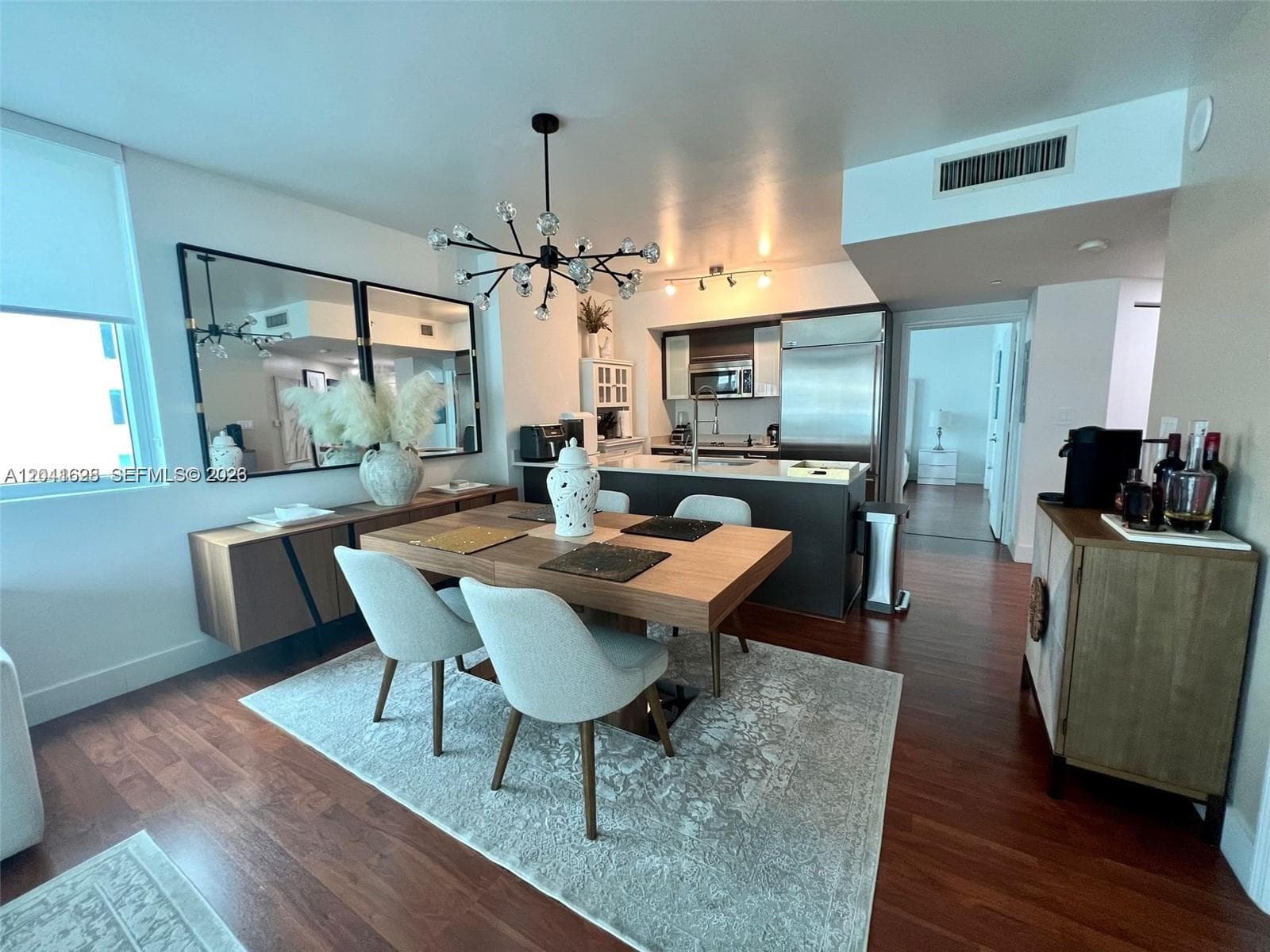500 Brickell Ave # 1410, Miami, FL 33131 photo 3