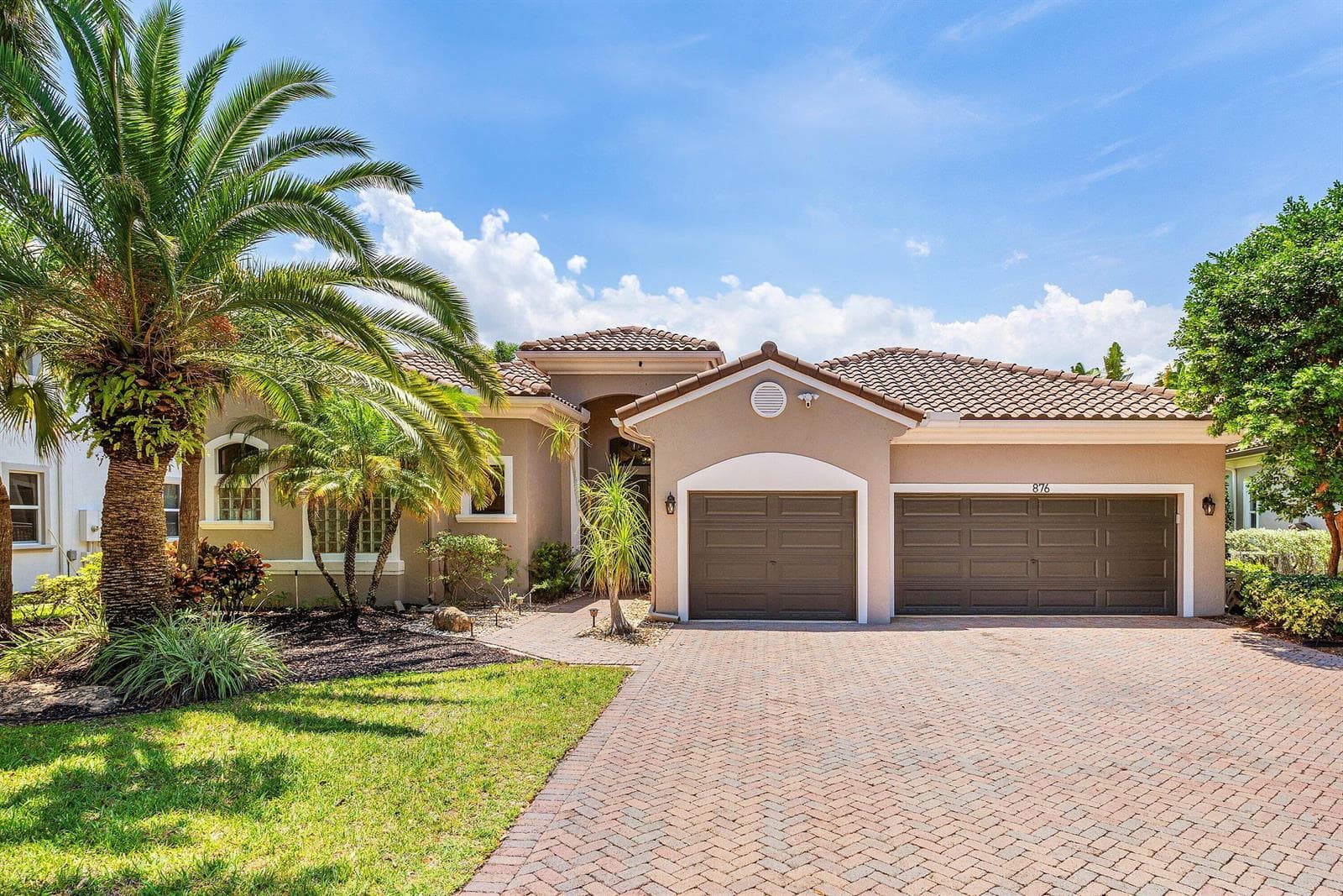 876 NW 123rd Drive, Coral Springs, FL 33071 photo 3