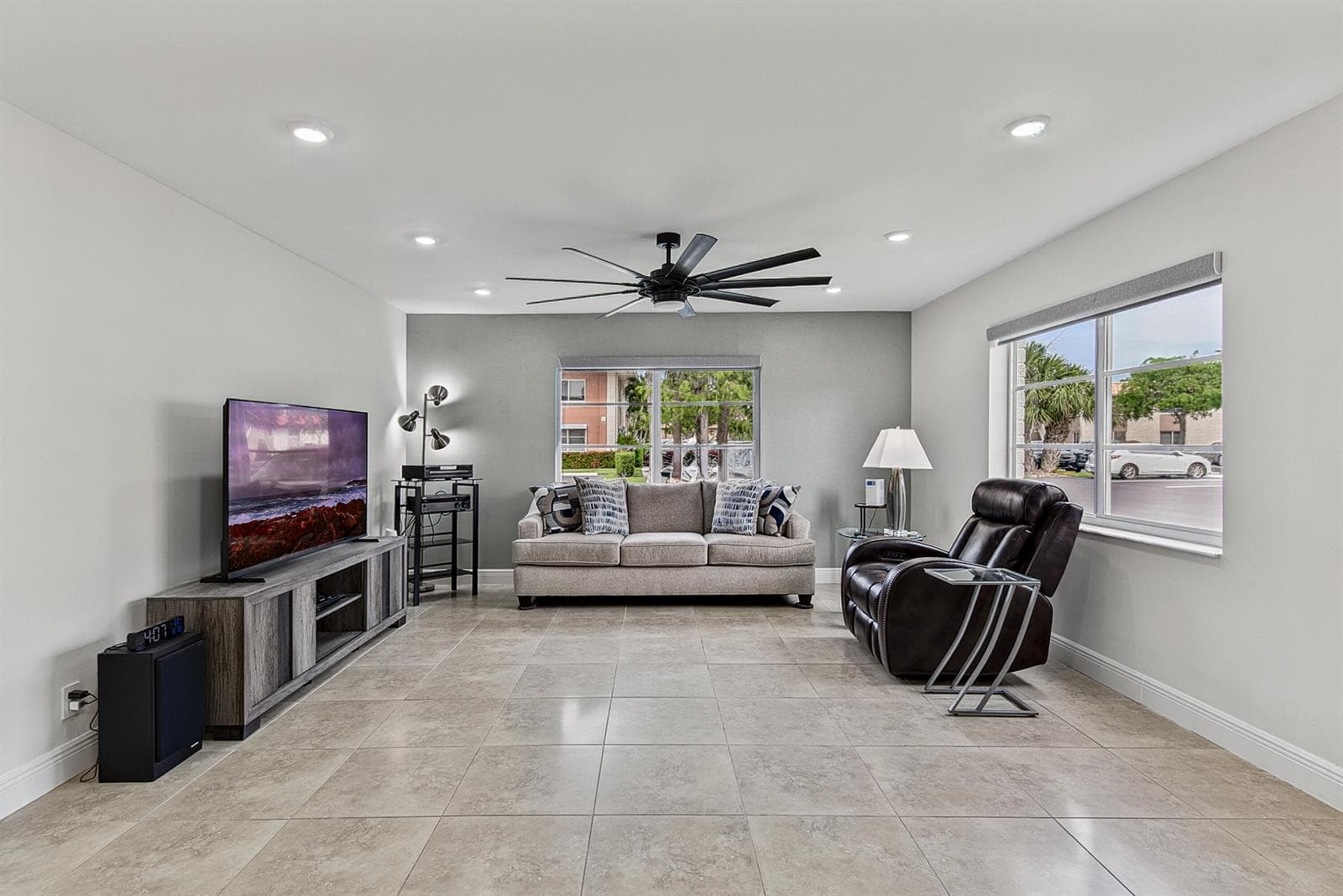 9 NE 19th Court # C112, Wilton Manors, FL 33305 photo 2