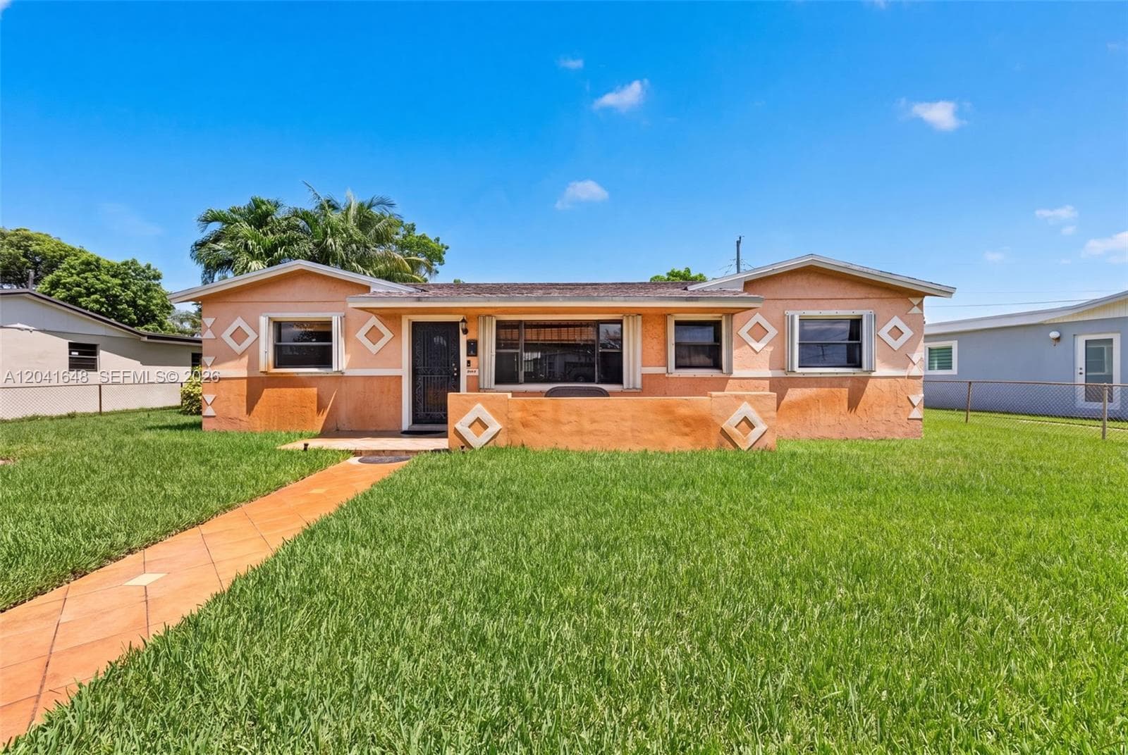 2915 NW 206th St, Miami Gardens, FL 33056 photo 2