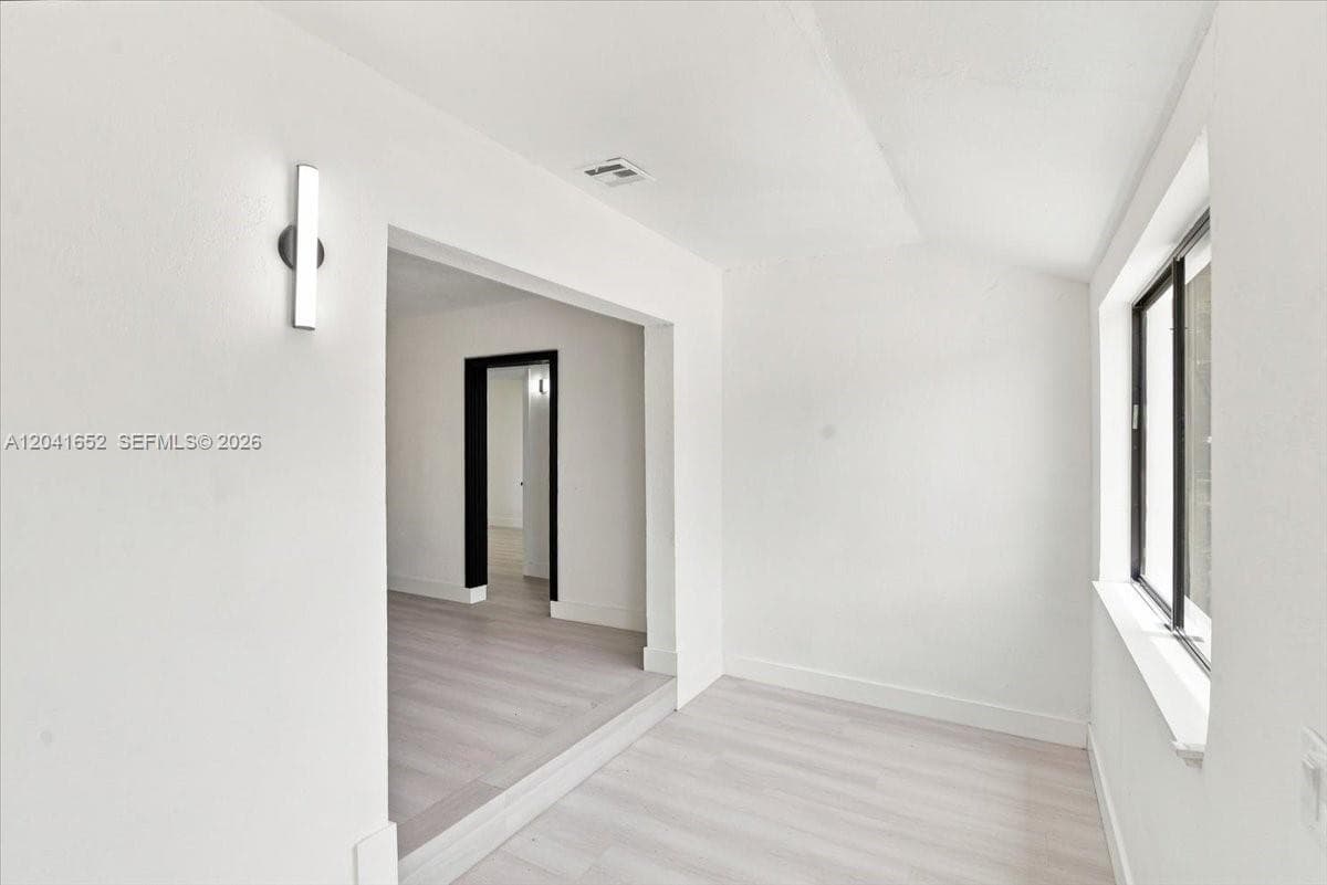 811 NW 65th St, Miami, FL 33150 photo 3
