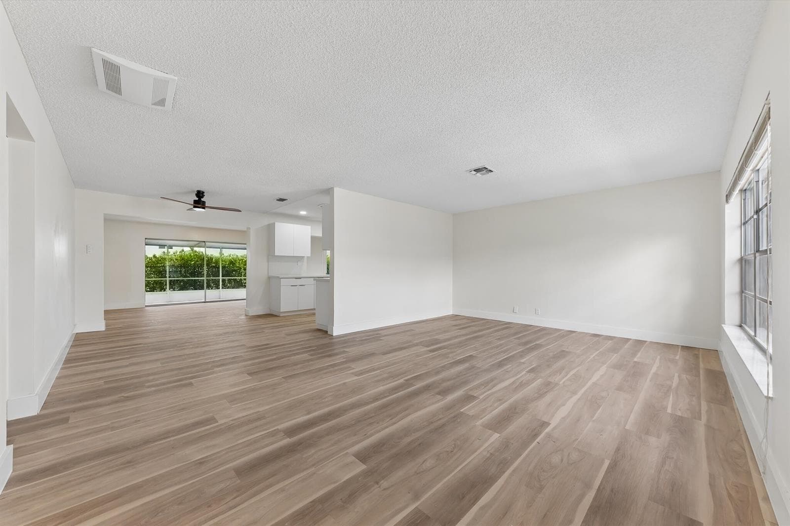 7198 E Pine Forest Cir Circle E, Lake Worth, FL 33467 photo 3