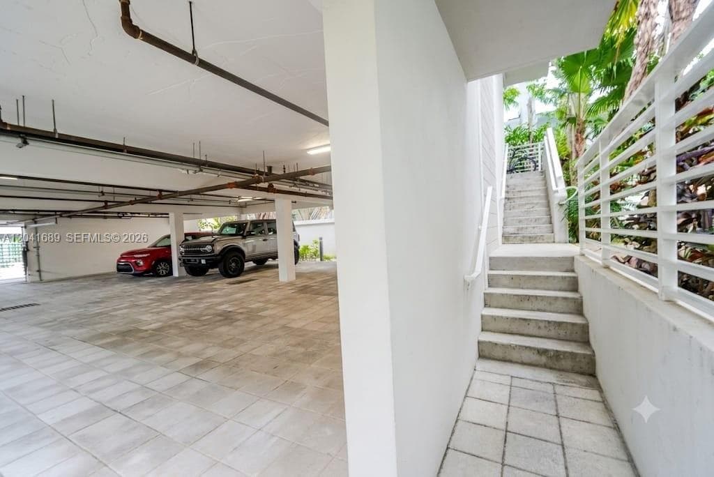 619 Meridian Ave # 4, Miami Beach, FL 33139 photo 4