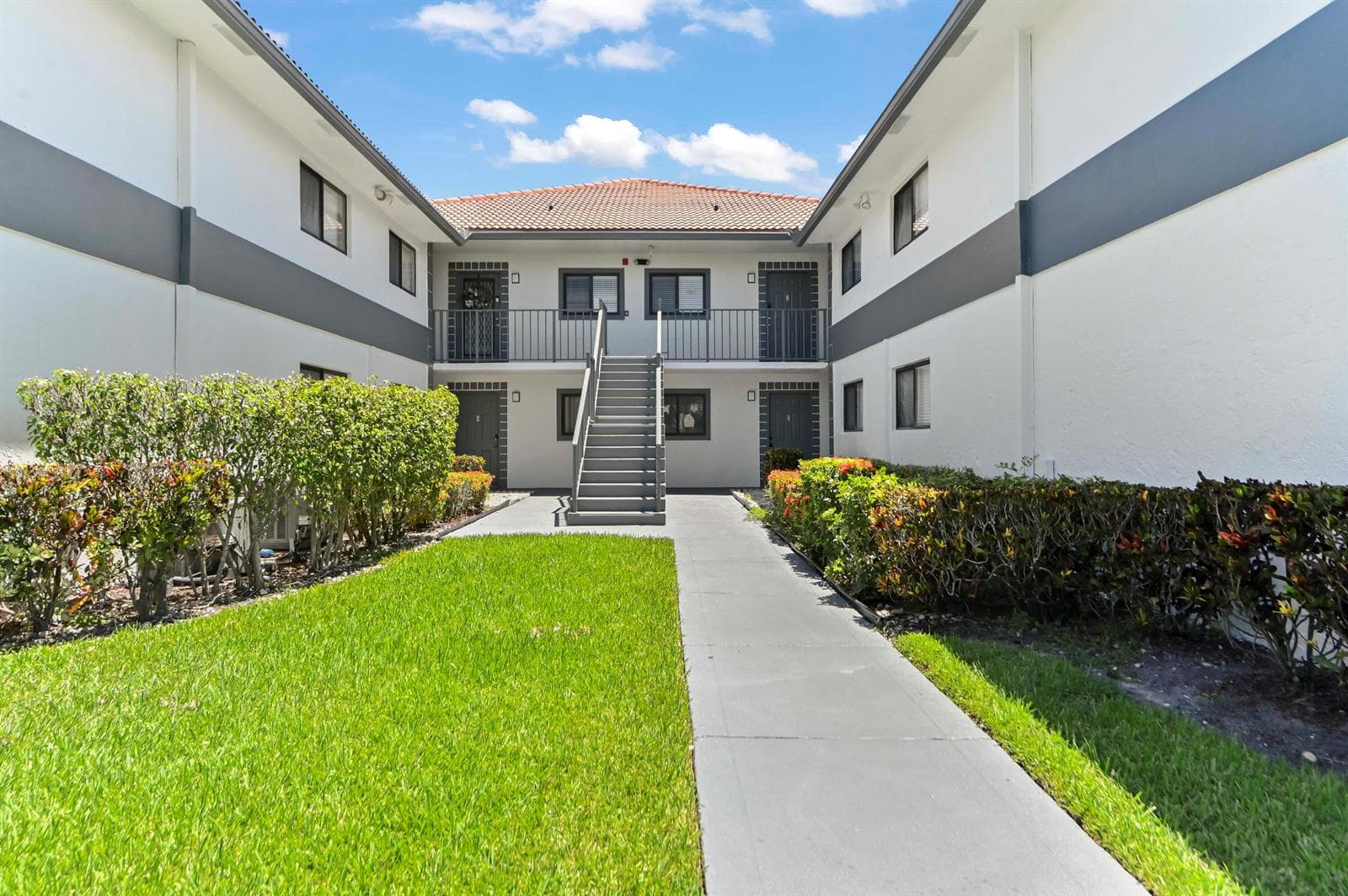 15234 Lakes Of Delray Boulevard # 276, Delray Beach, FL 33484 photo 2