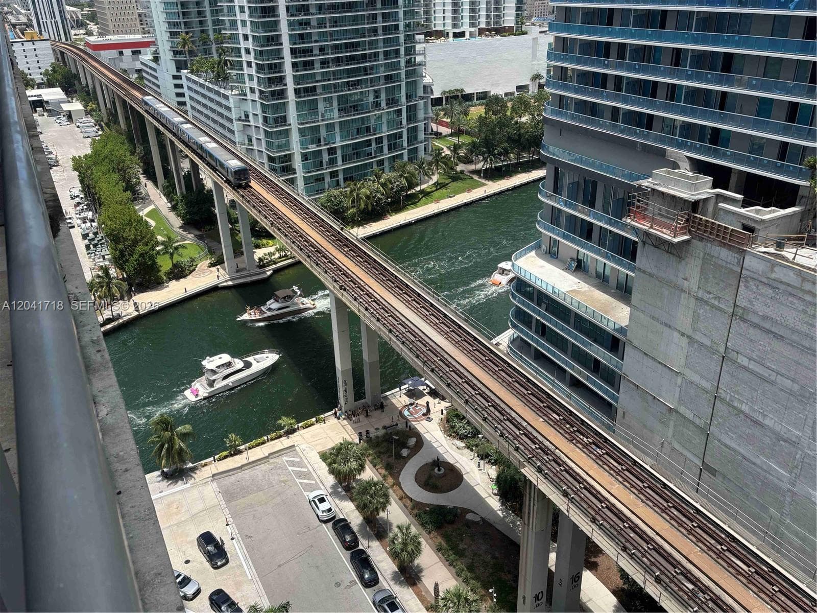 690 SW 1st Ct # 2124, Miami, FL 33130 photo 2
