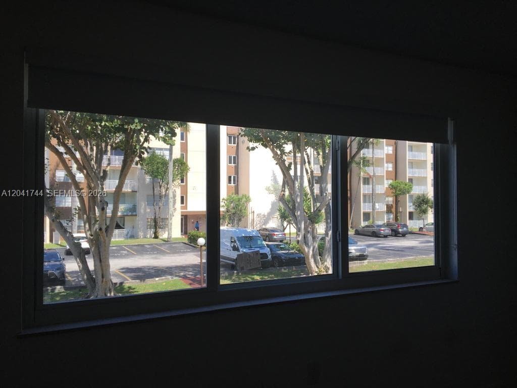 6930 Miami Gardens Dr # 1-209, Hialeah, FL 33015 photo 5