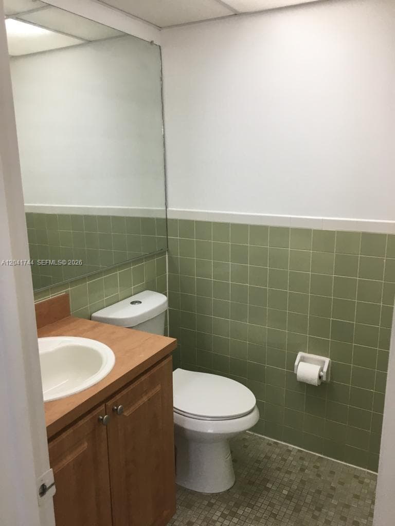 6930 Miami Gardens Dr # 1-209, Hialeah, FL 33015 photo 4