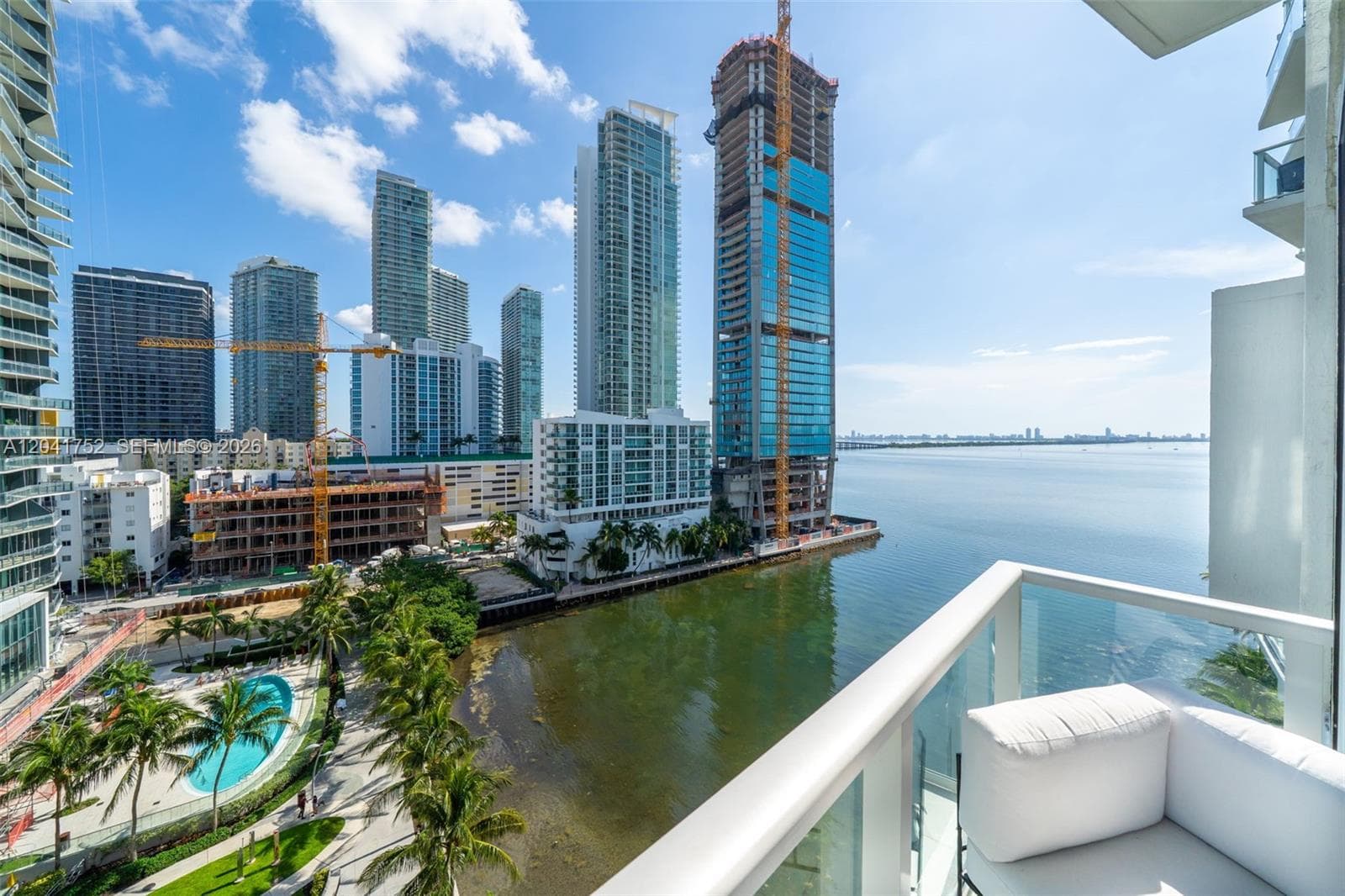 601 NE 27th St # 1001, Miami, FL 33137 photo 2