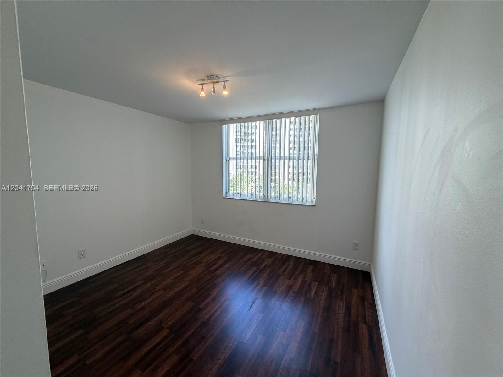 770 Claughton Island Dr # 707, Miami, FL 33131 photo 3