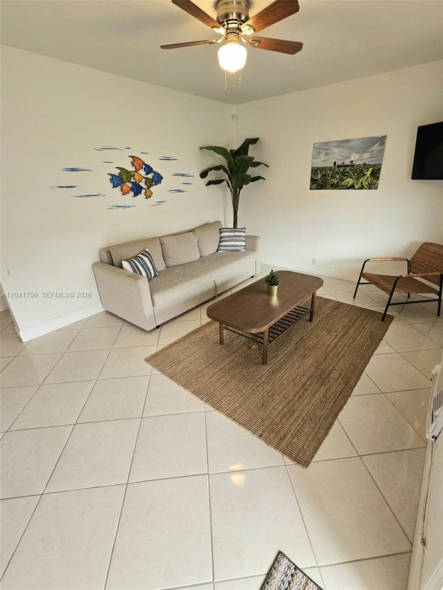 7400 Harding Ave # 22, Miami Beach, FL 33141 photo 2