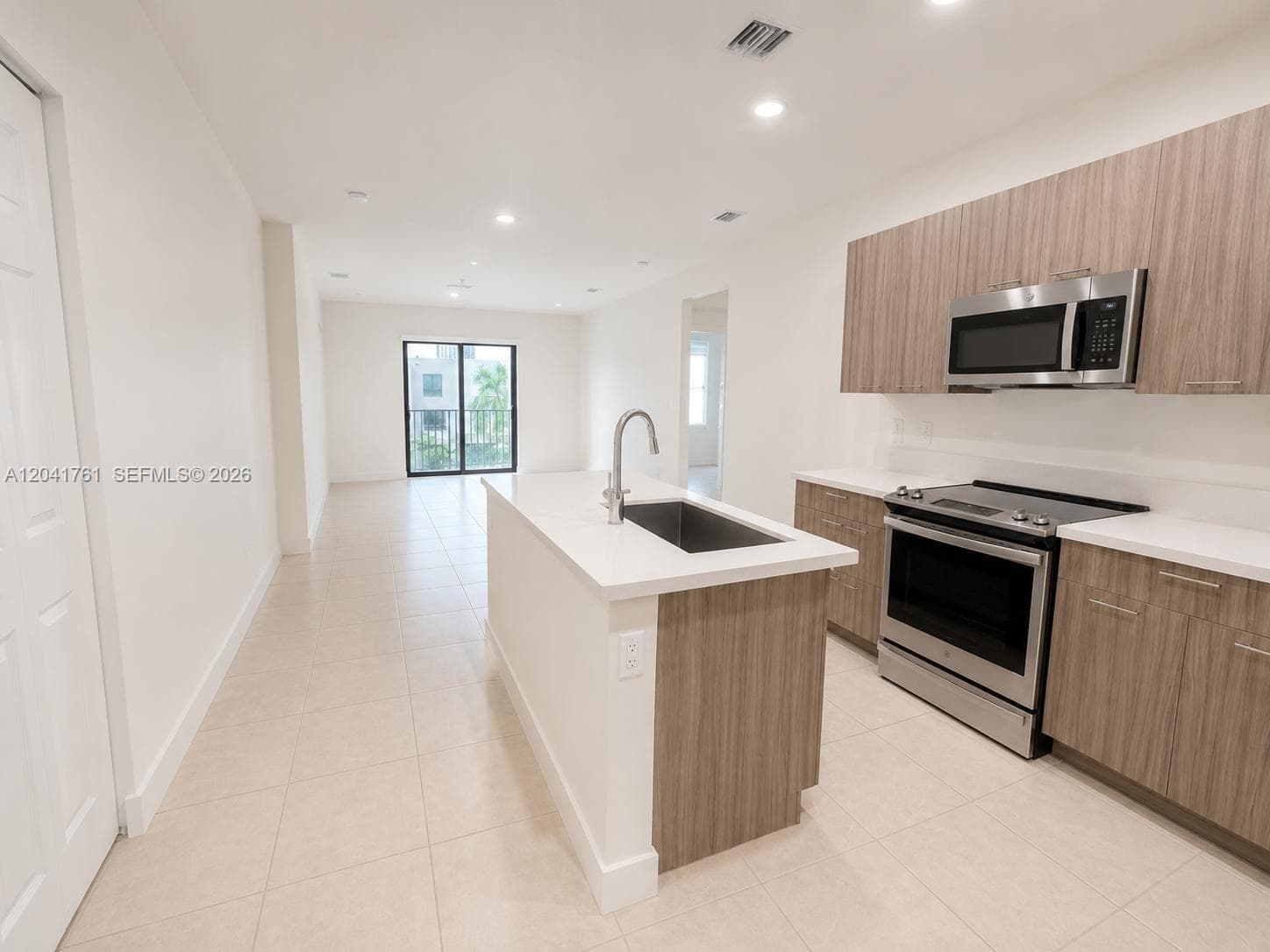 4636 NW 84th Ave # 45, Doral, FL 33166 photo 2