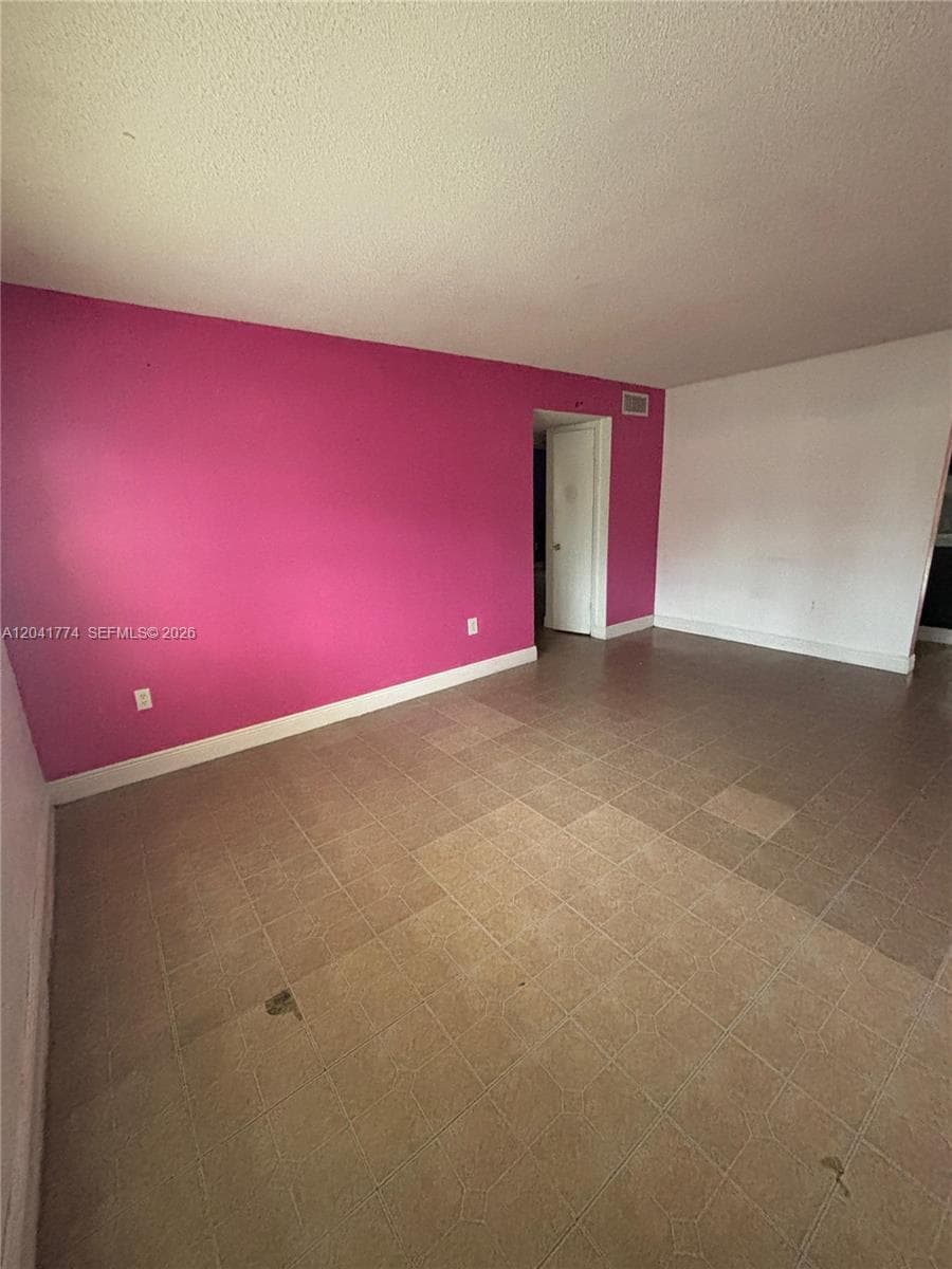 5325 Curry Ford Rd # A104, Orlando, FL 32812 photo 3