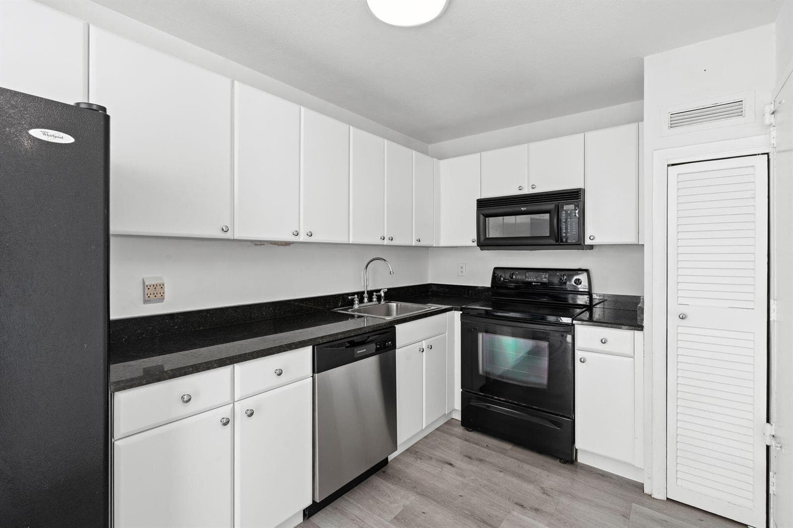 1900 S Ocean Boulevard # 10j, Pompano Beach, FL 33062 photo 3