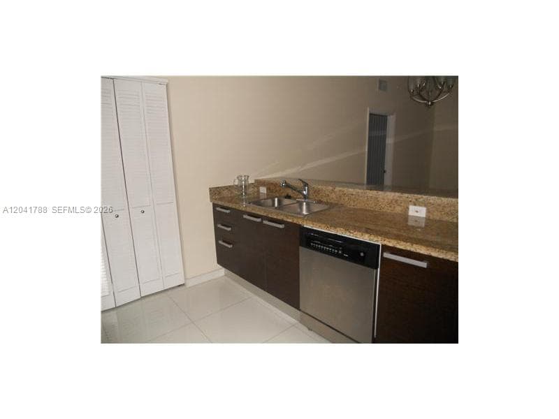2525 SW 3 AV # 1006, Miami, FL 33129 photo 4
