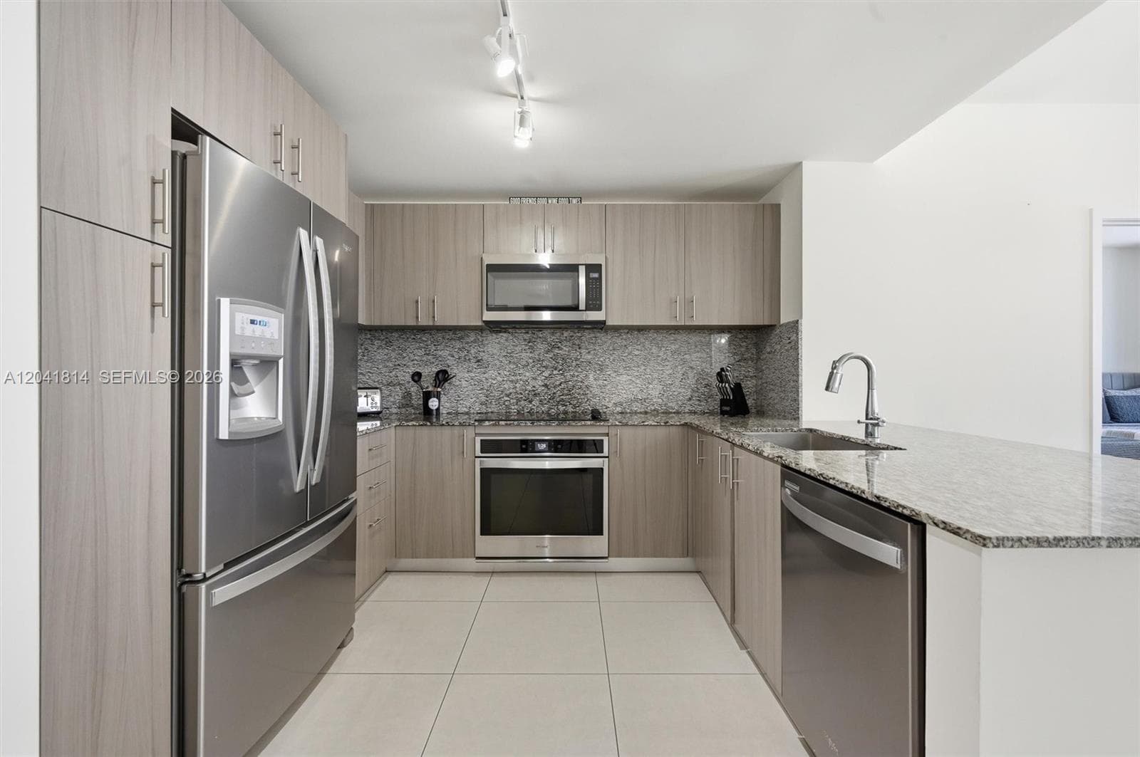 5350 NW 84th Ave # 504, Doral, FL 33166 photo 3