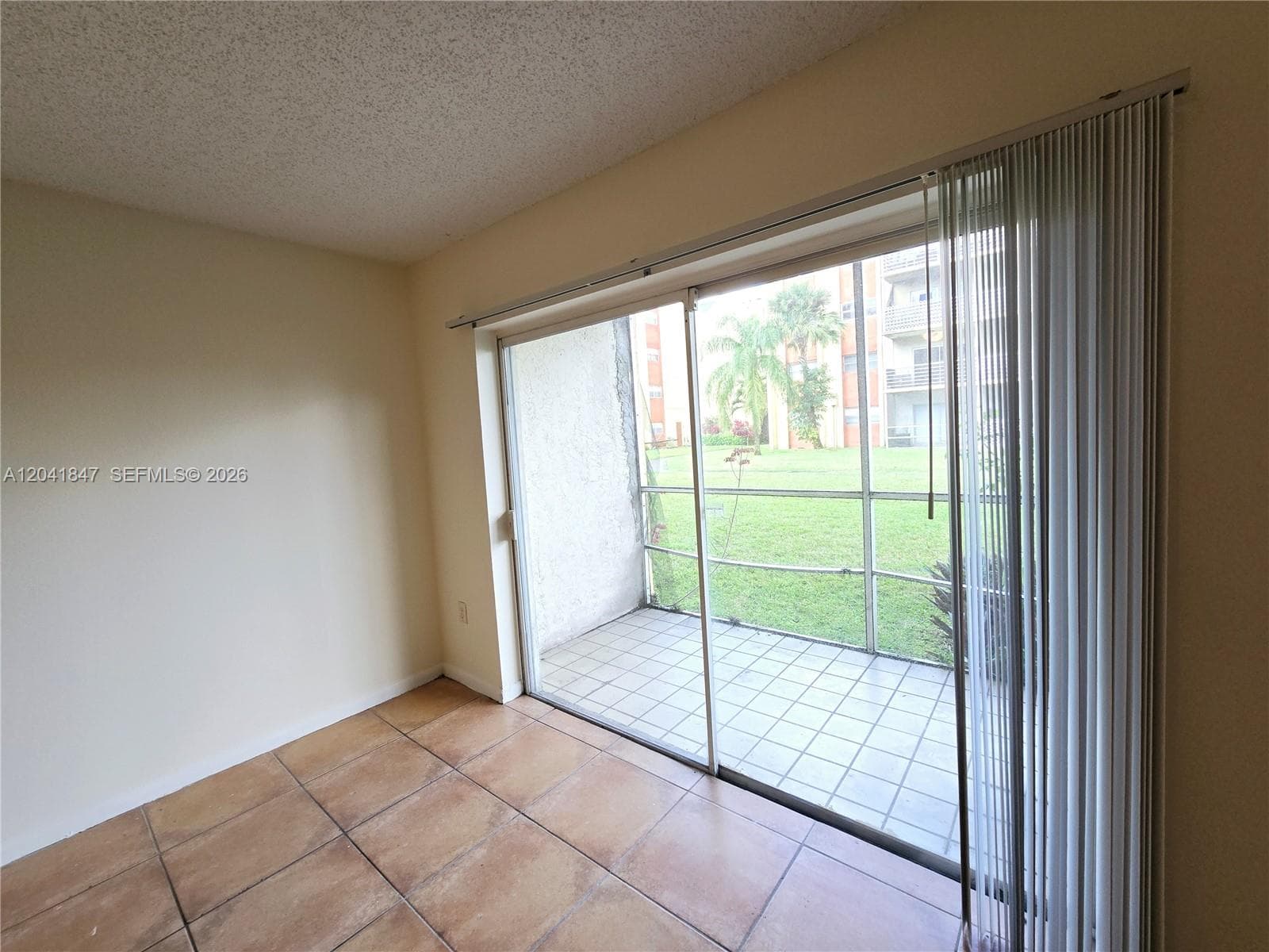 3600 NW 21st St # 103, Lauderdale Lakes, FL 33311 photo 3