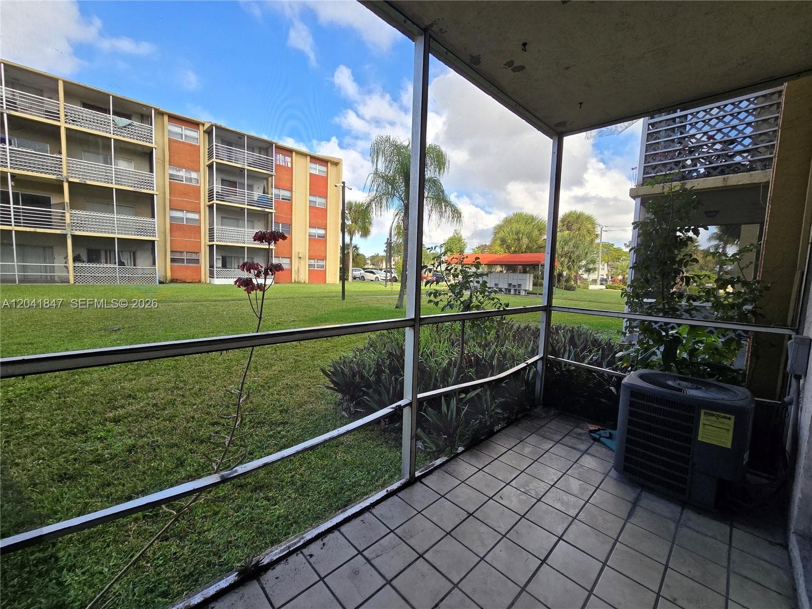 3600 NW 21st St # 103, Lauderdale Lakes, FL 33311 photo 4