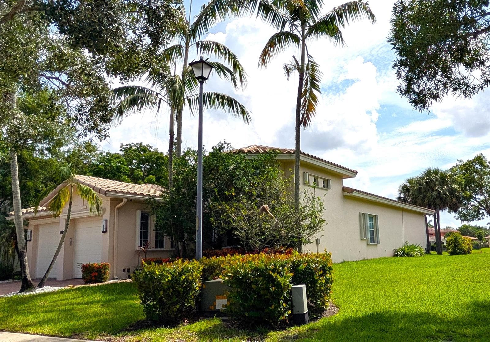 8247 NW 107th Terrace, Parkland, FL 33076 photo 4