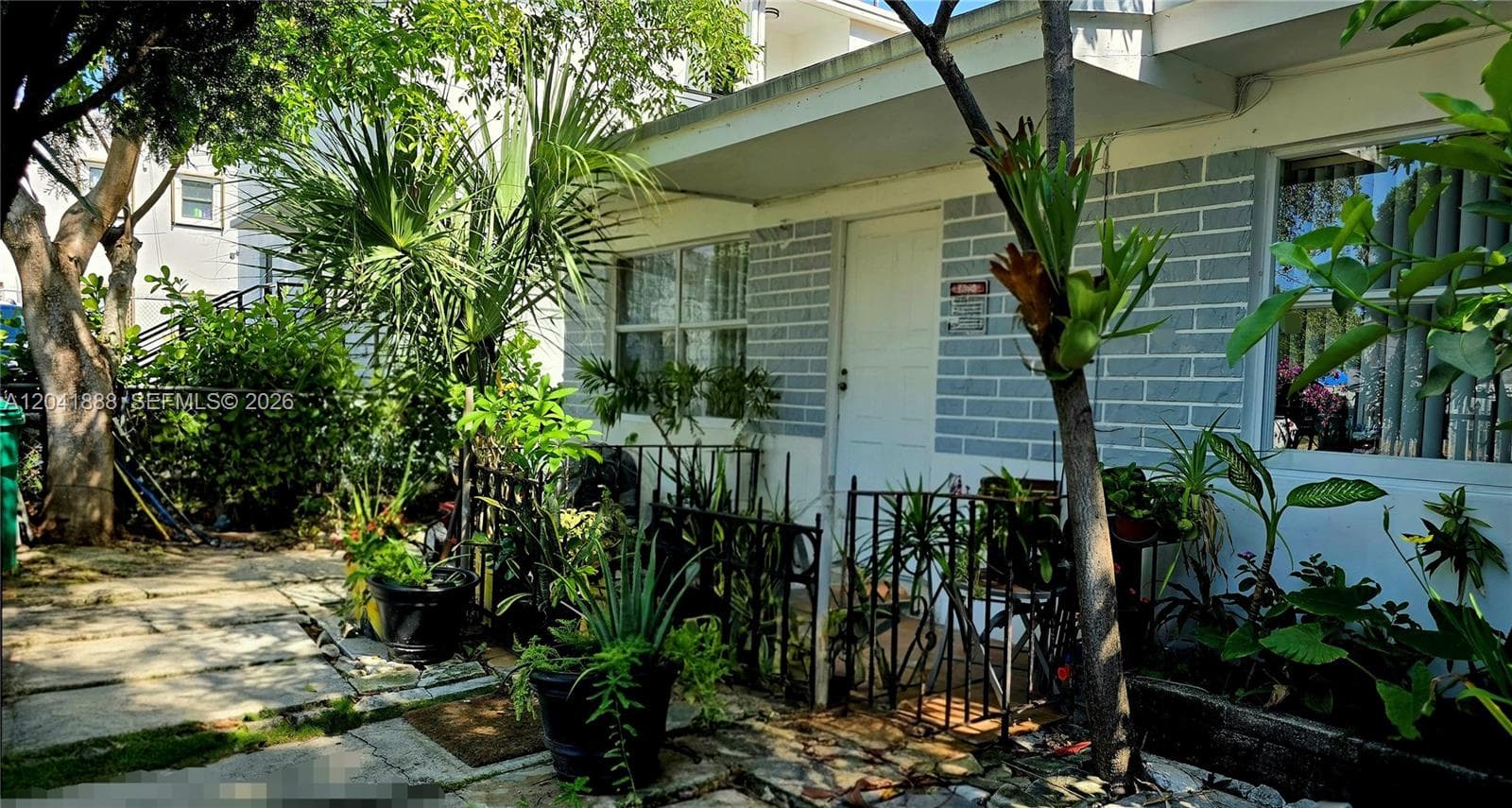 241 NW 32nd St, Miami, FL 33127 photo 2