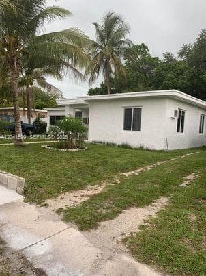 809 NE 140th St, North Miami, FL 33161 photo 2