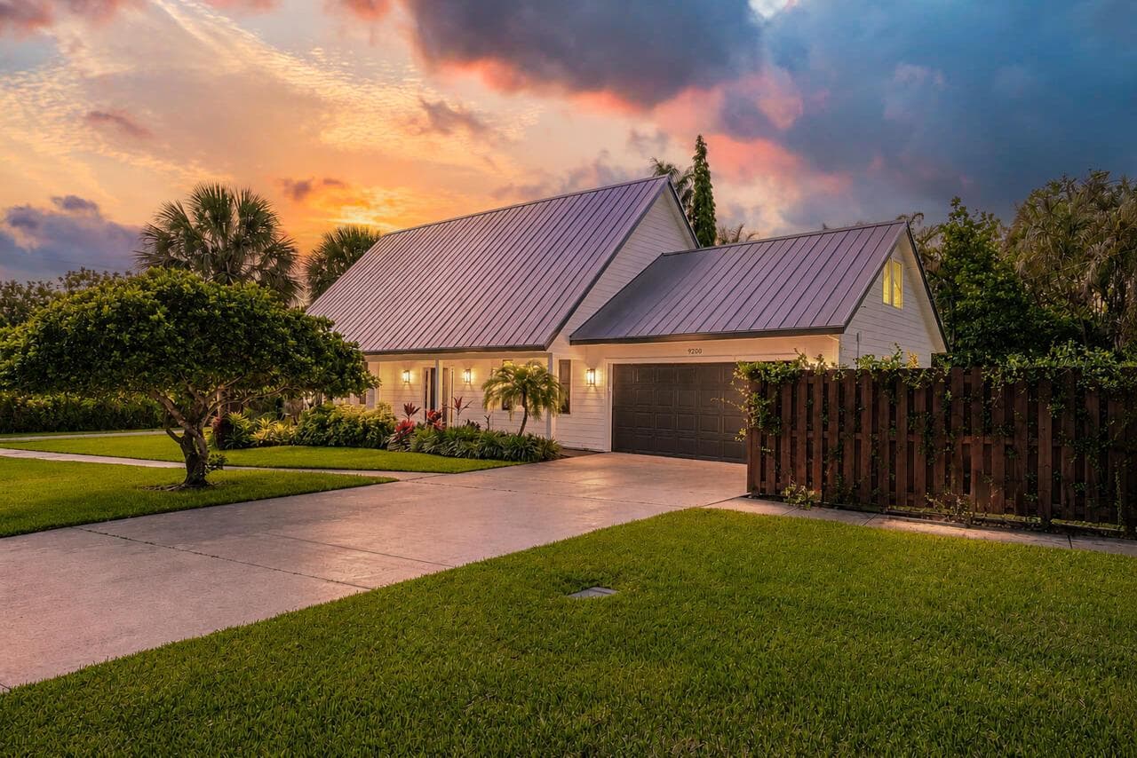 9200 SE Olympus Street, Hobe Sound, FL 33455 photo 3