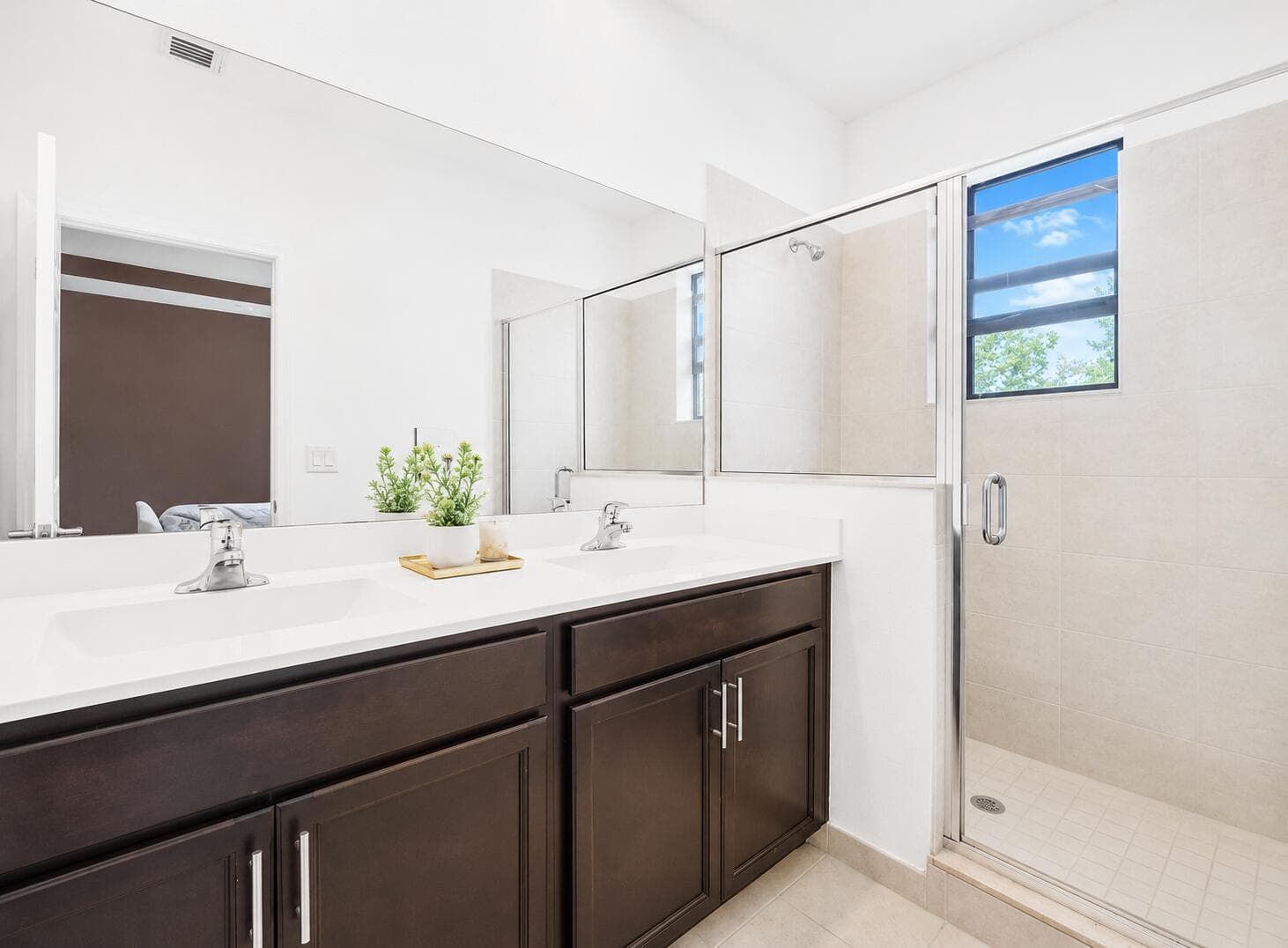 20682 NE 2nd Court, Miami, FL 33179 photo 5