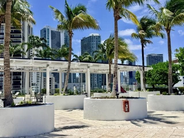 601 NE 36th St # 803, Miami, FL 33137 photo 4