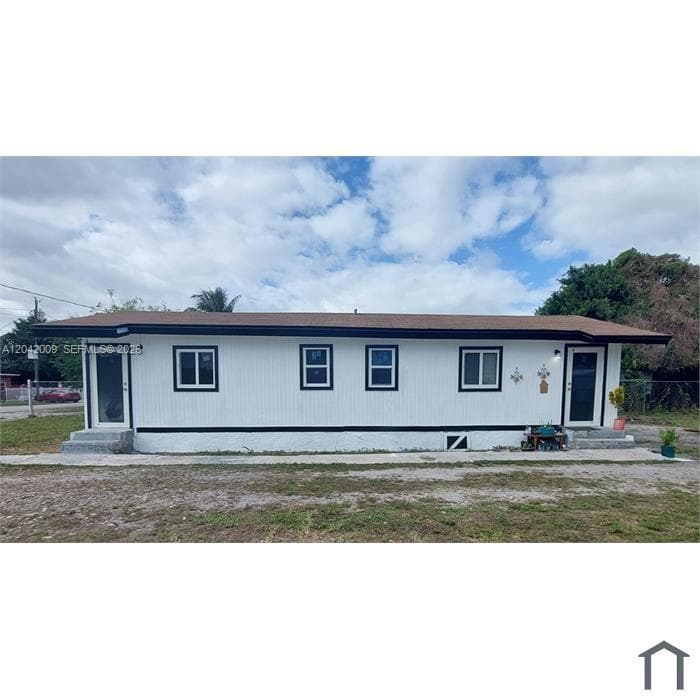 2927 NW 60th St, Miami, FL 33142 photo 2