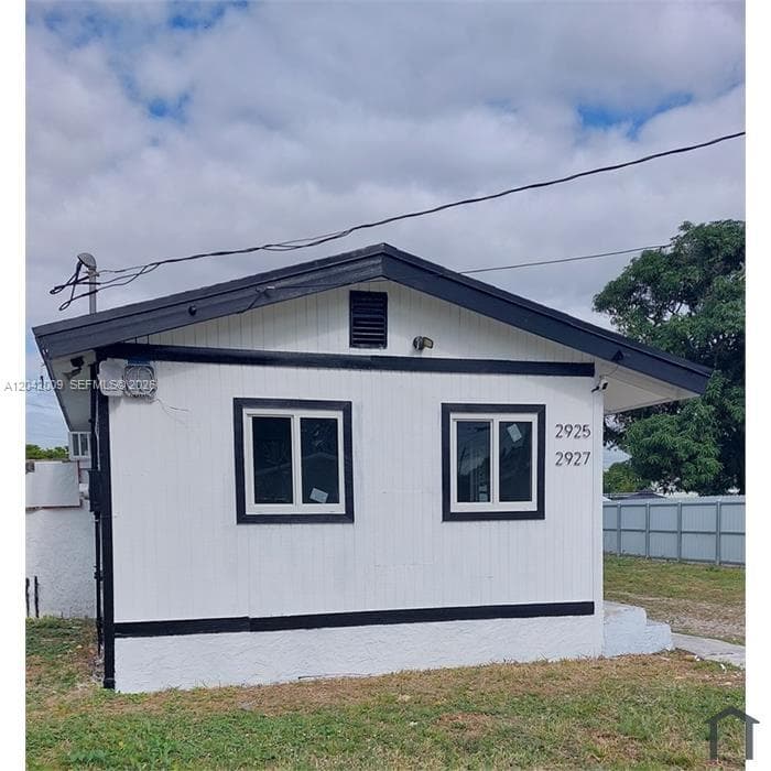 2927 NW 60th St, Miami, FL 33142 photo 3