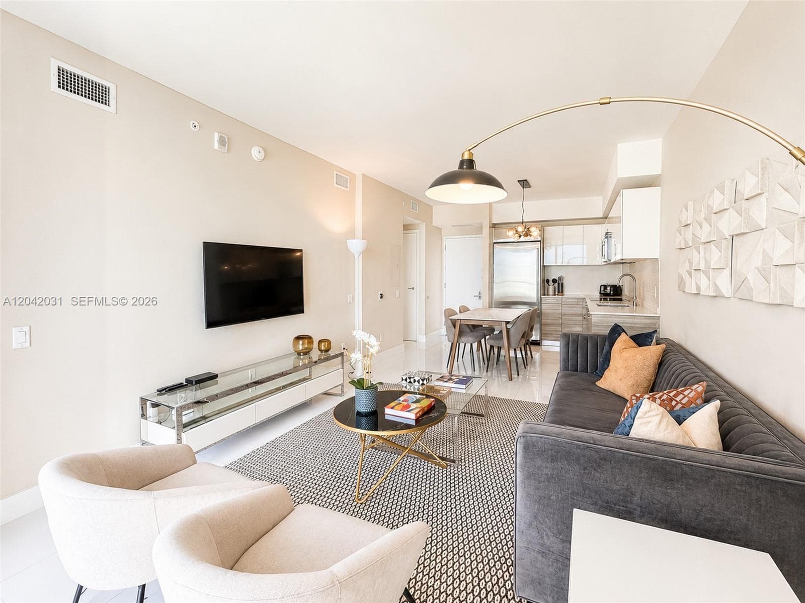 1300 Brickell Bay Dr # 2307, Miami, FL 33131 photo 5