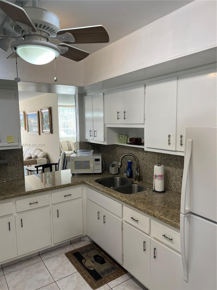 1351 NE Miami Gardens Dr # 222E, Miami, FL 33179 photo 5