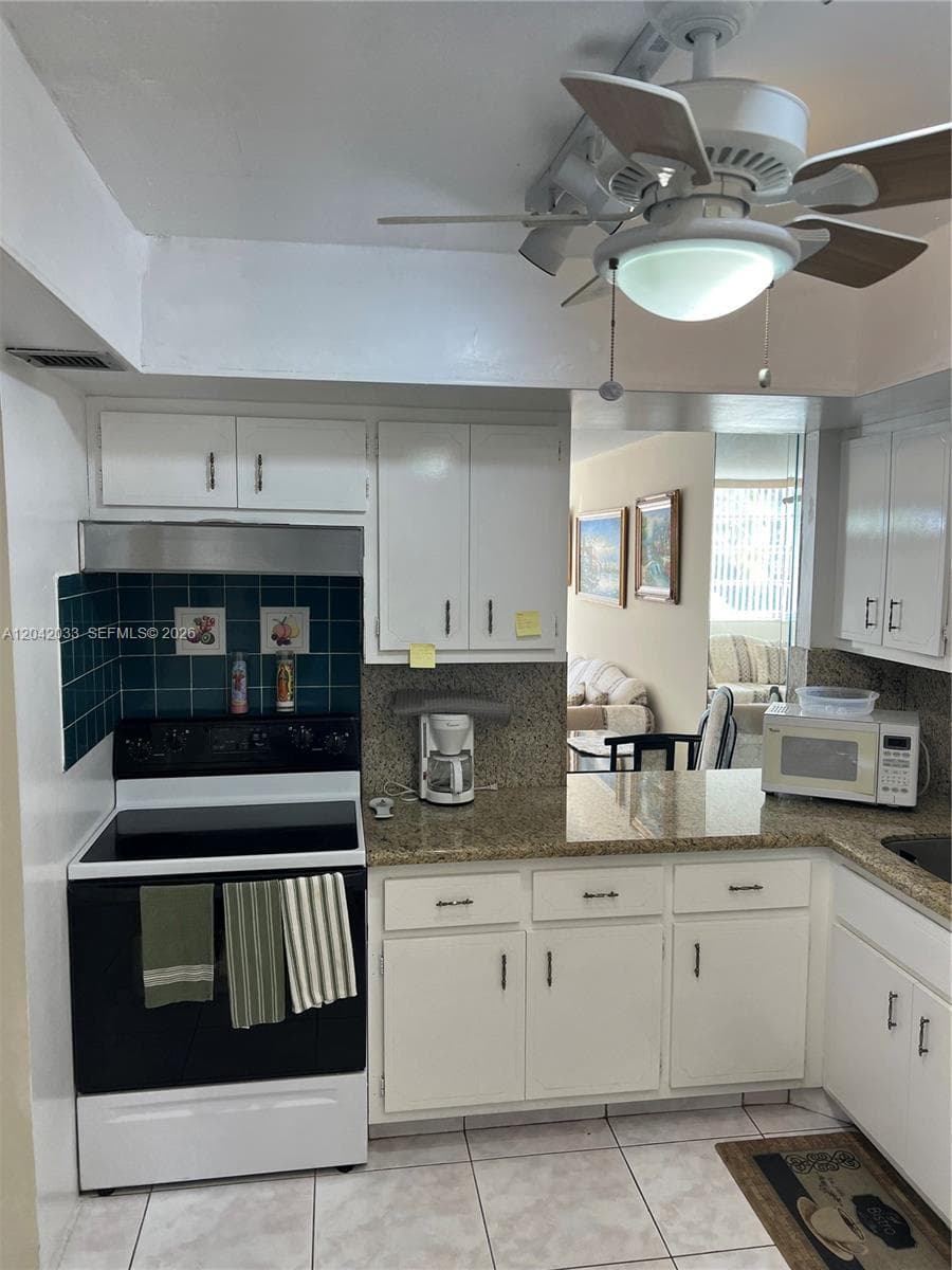 1351 NE Miami Gardens Dr # 222E, Miami, FL 33179 photo 4
