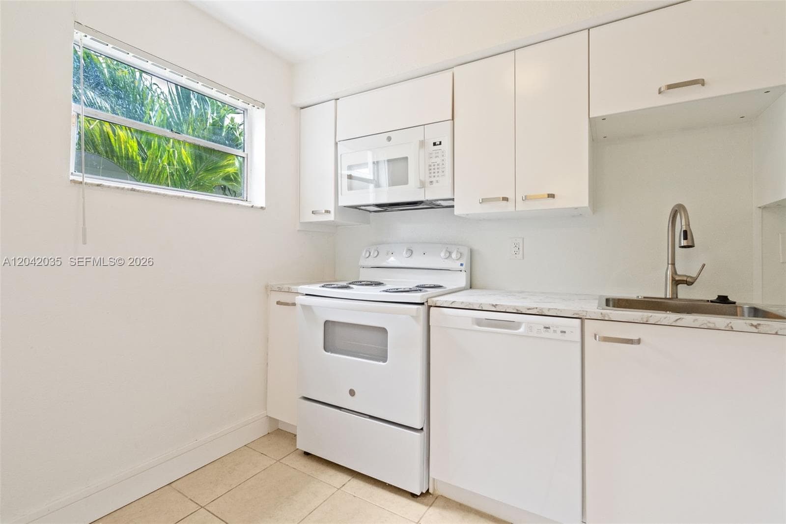 4215 N University Dr # 305, Sunrise, FL 33351 photo 5