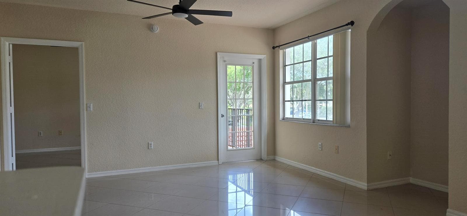 2505 Belmont Lane, North Lauderdale, FL 33068 photo 5
