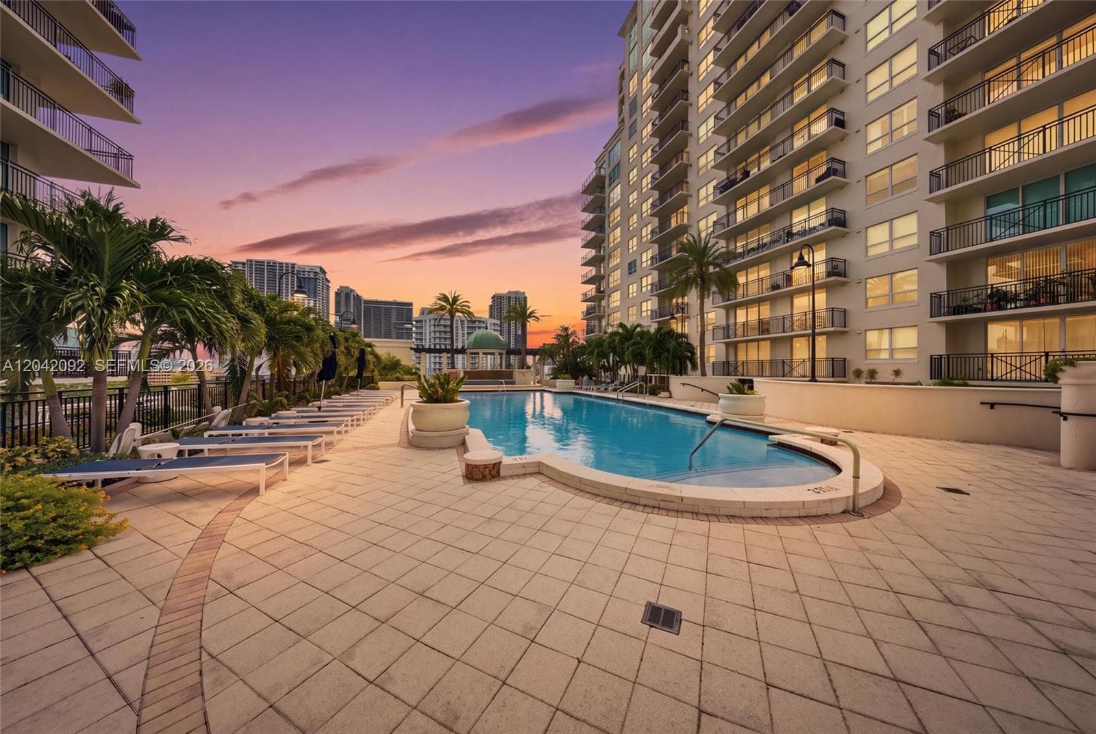 610 W Las Olas Blvd # 1912N, Fort Lauderdale, FL 33312 photo 2