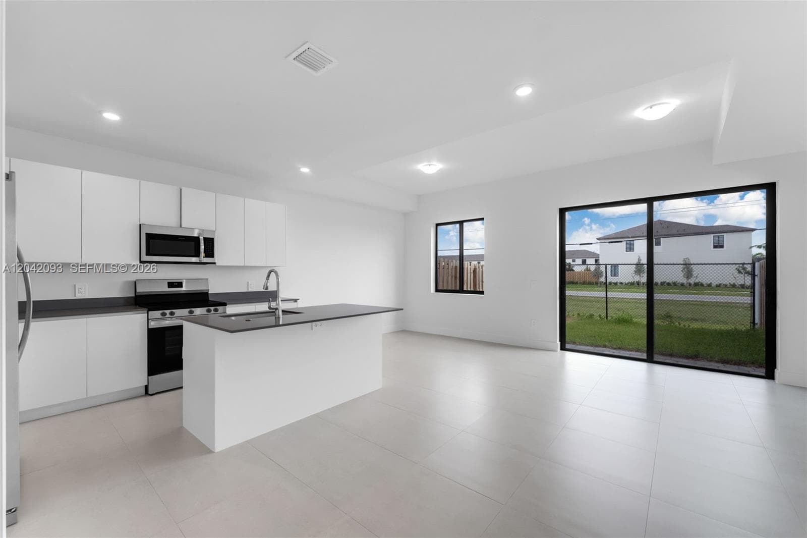 19107 SW 344th Ter, Homestead, FL 33034 photo 5